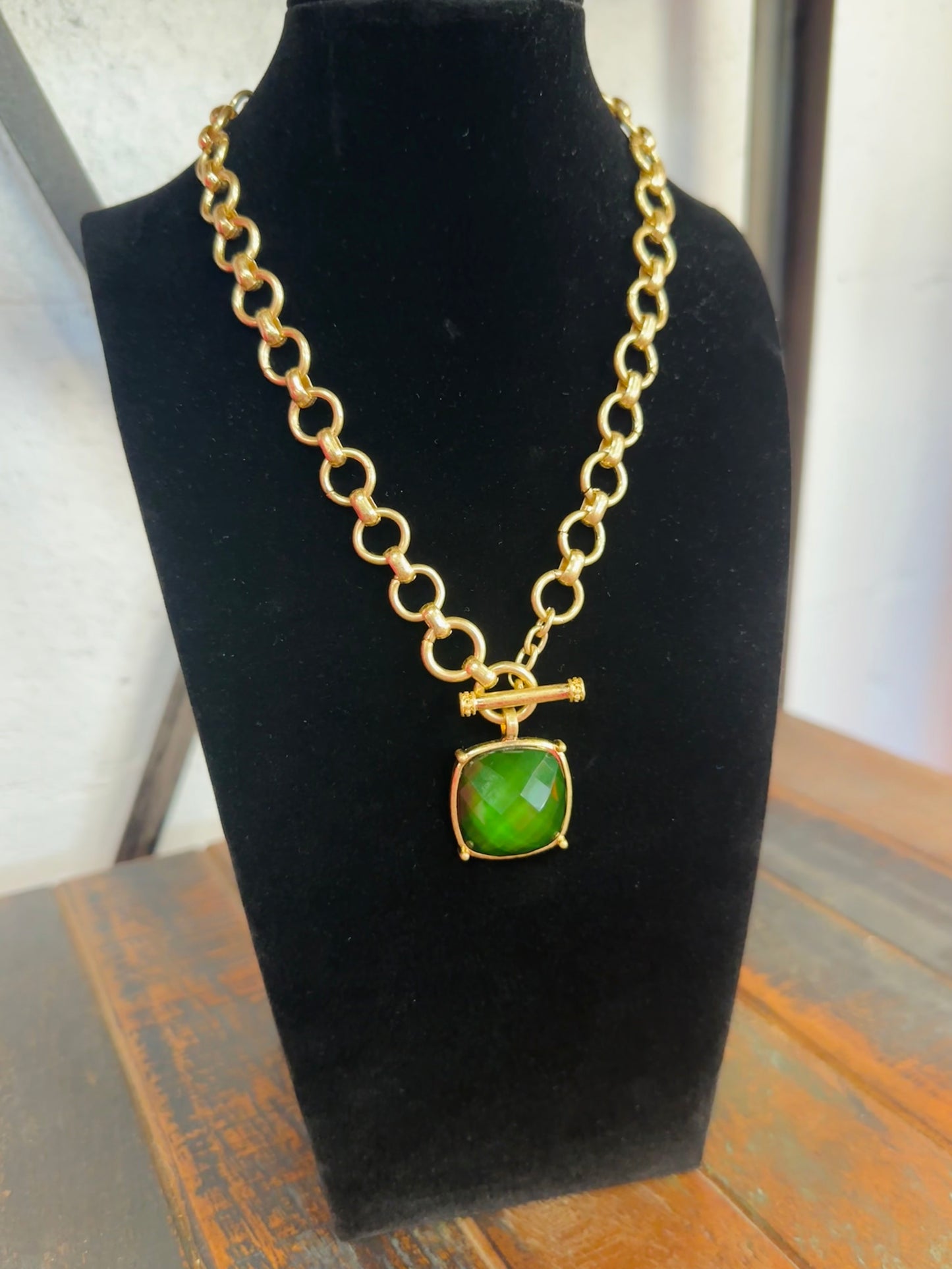 Dark Green Square Stone Pendant Necklace