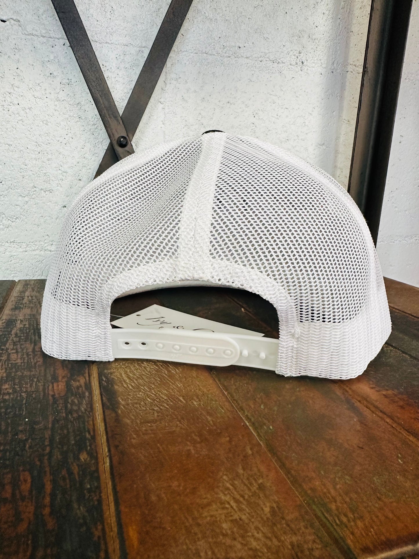 Bull - Flatbill Trucker Hat