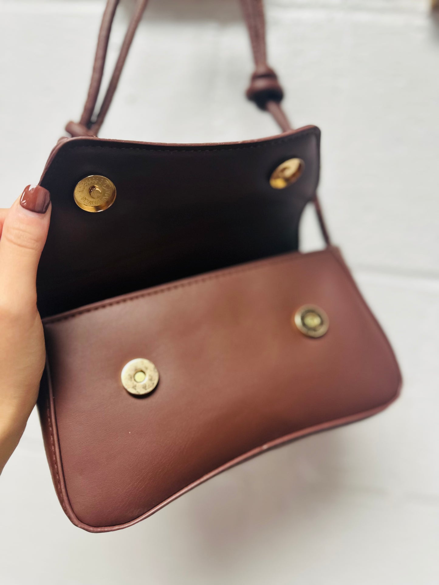 The Isabella Gold Bow Shoulder Bag
