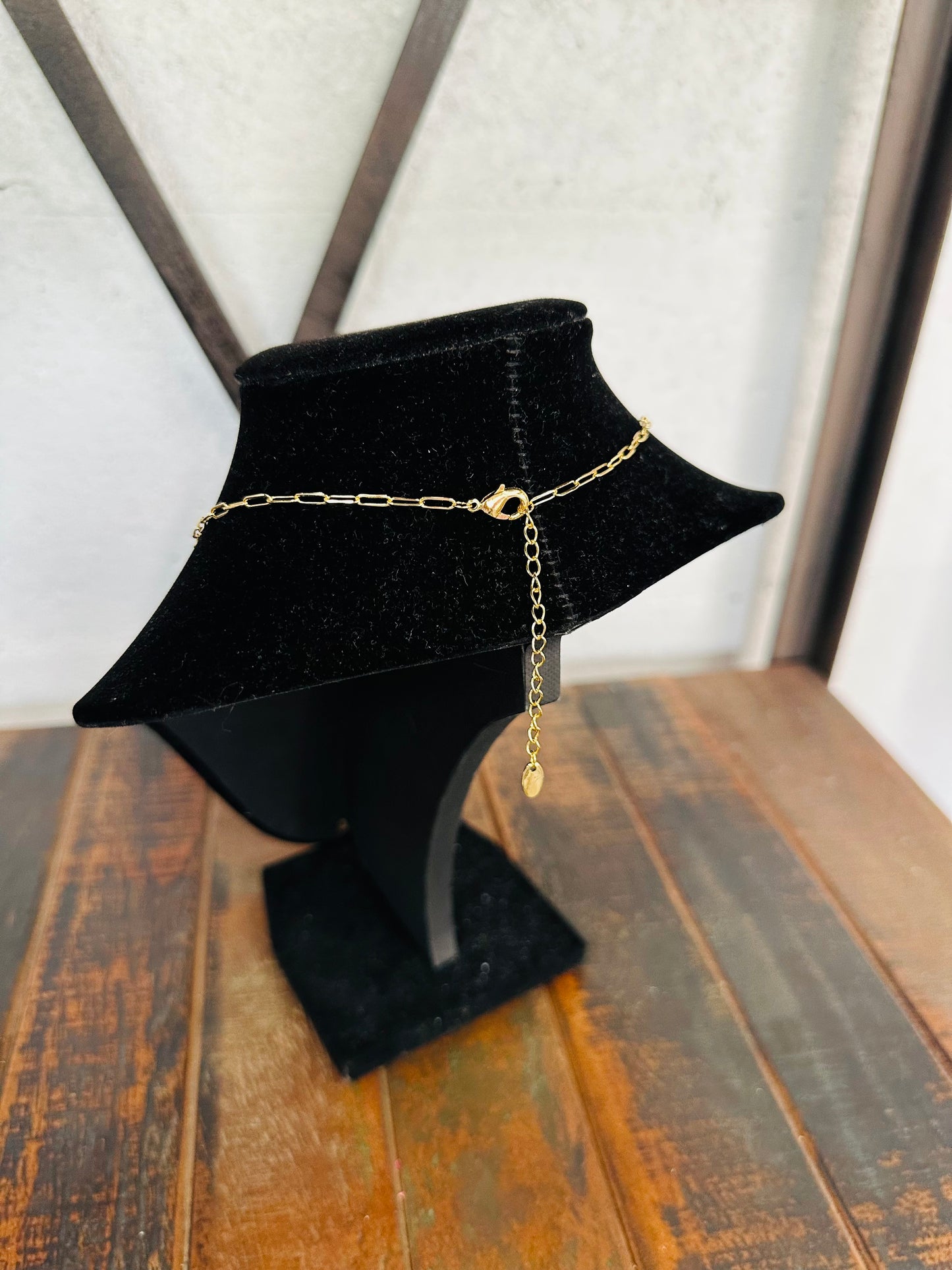 Gold Heart & Chain Necklace
