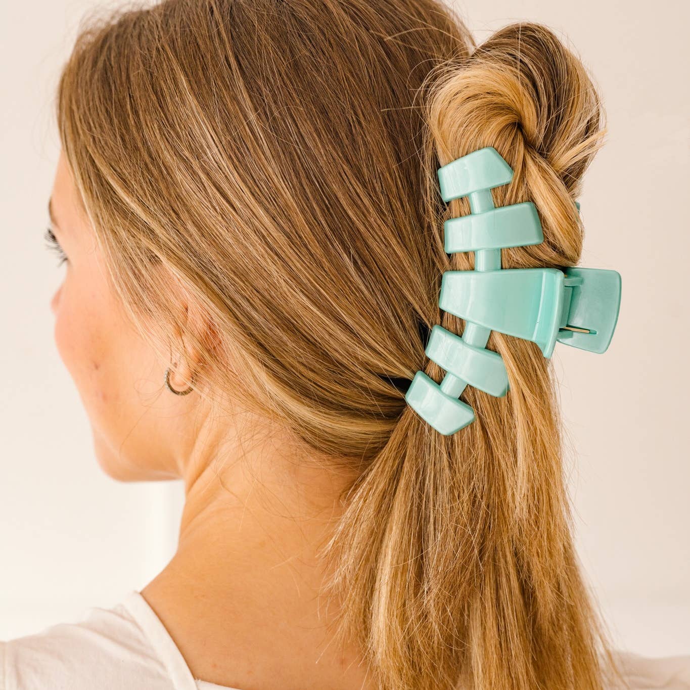 Classic Totally Turquoise Hair Clip