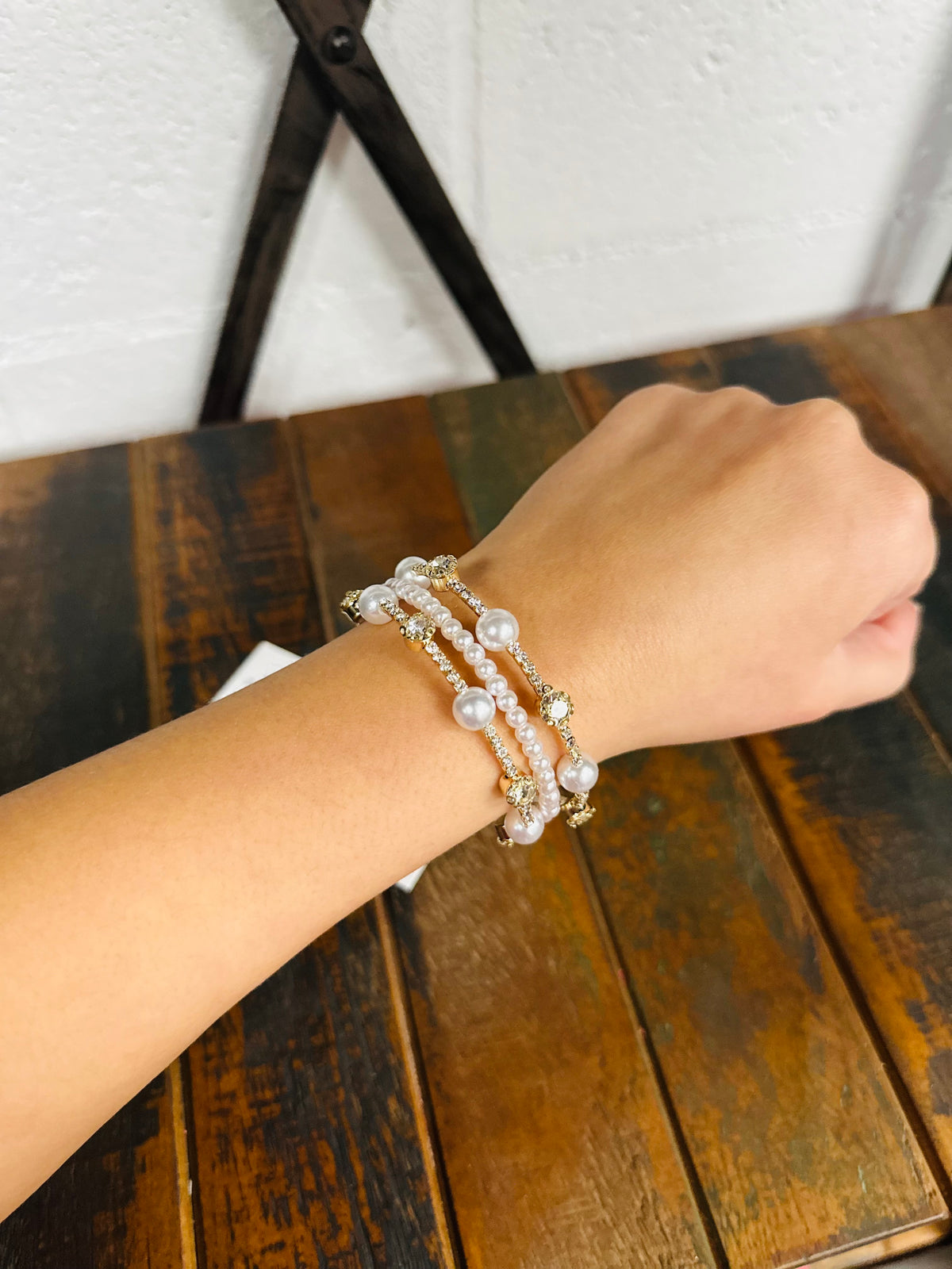 Pave & Pearl Memory Wire Bracelet - White/Gold