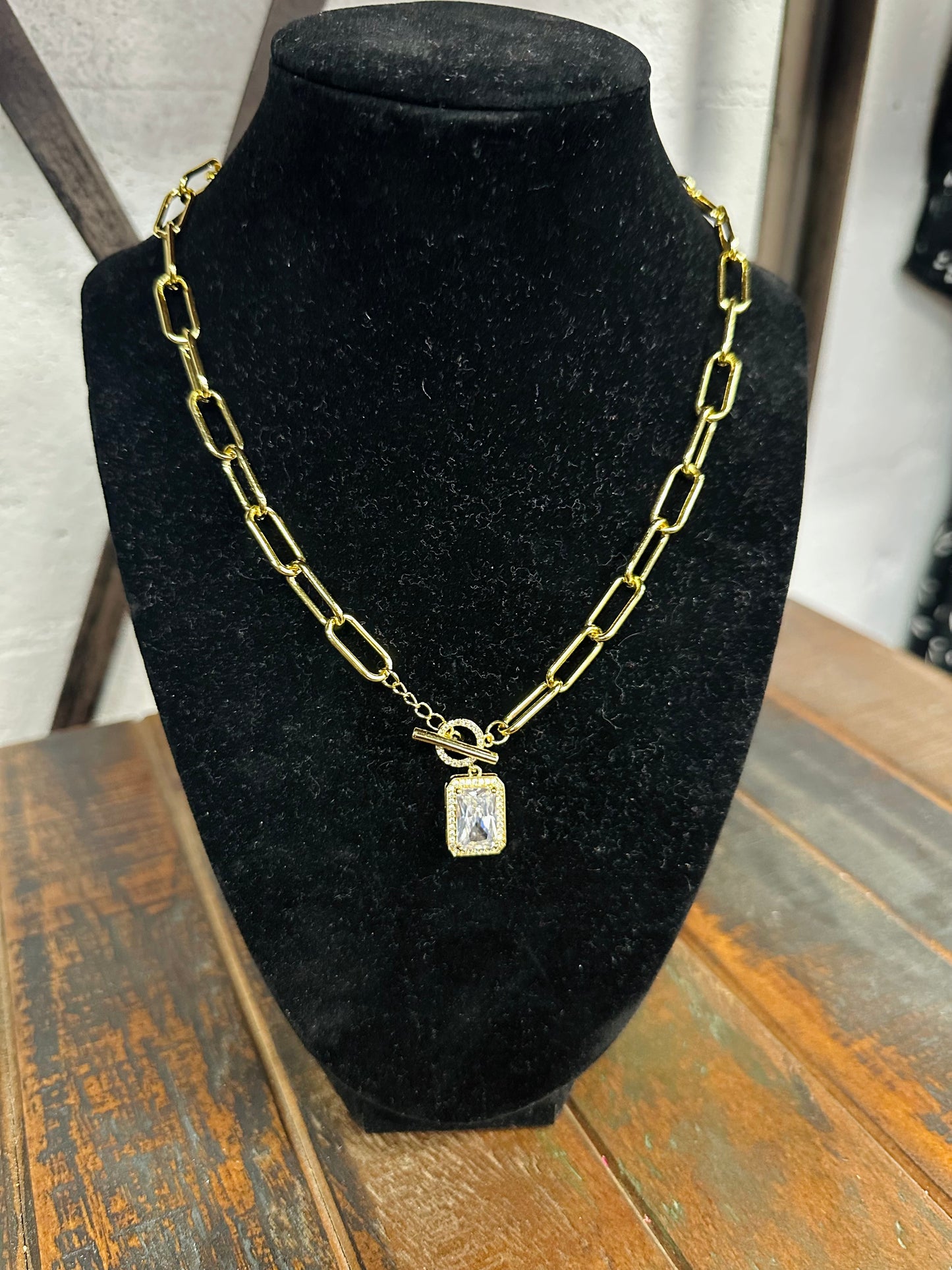 The Chunky Chain Square Rhinestone Necklace