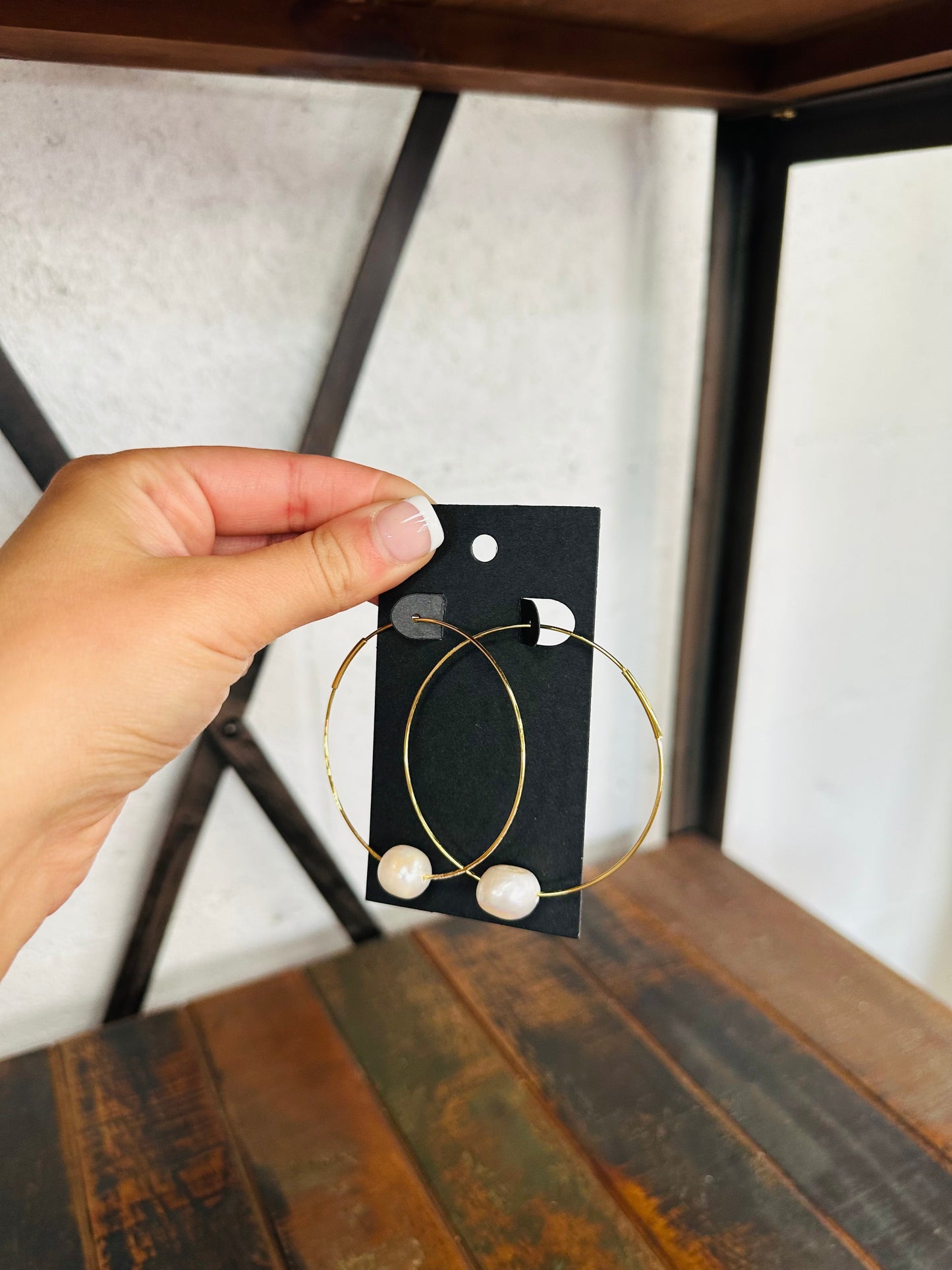 Freshwater Pearl Hoop Earring