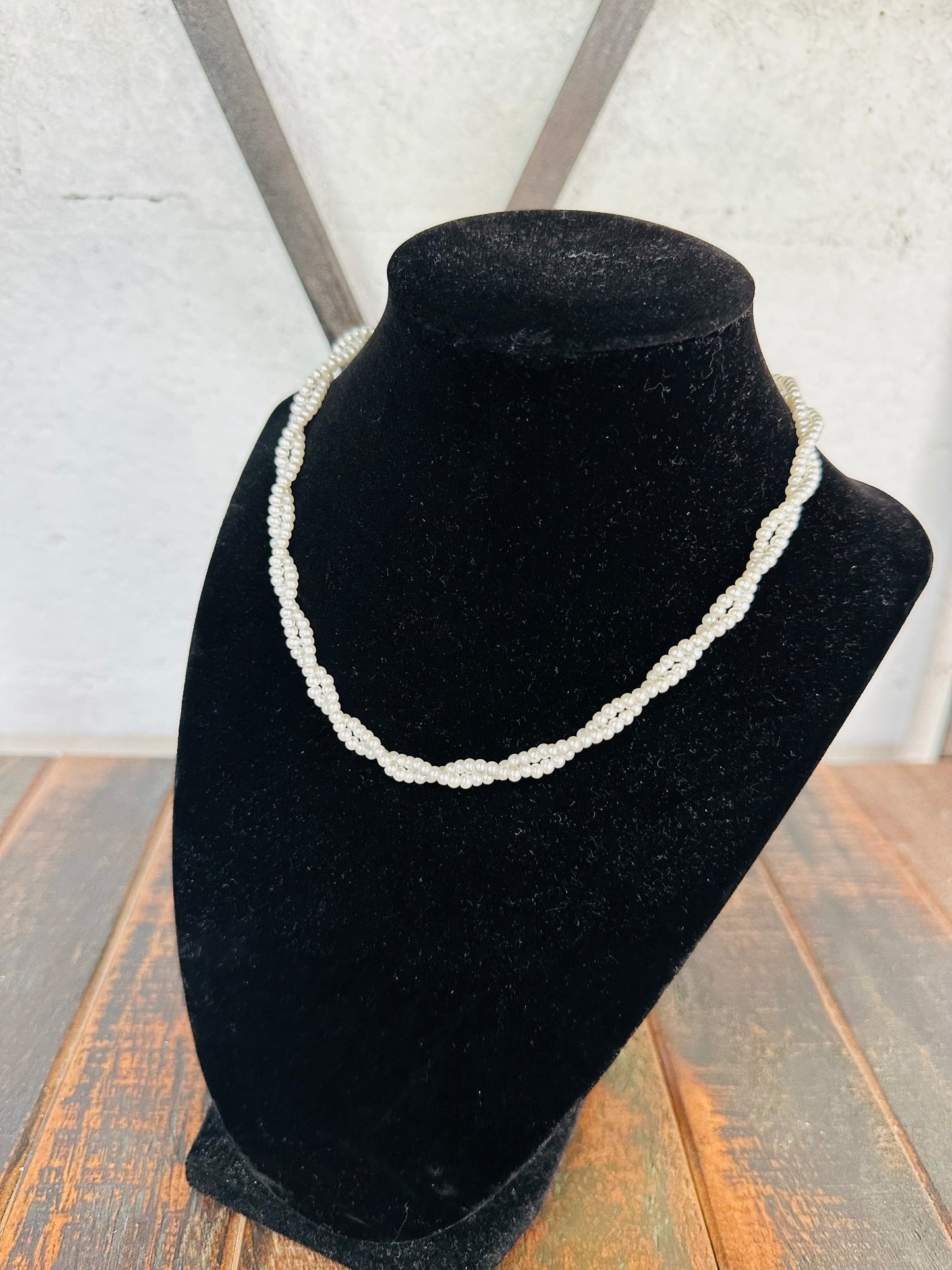 Twisted Pearl Necklace