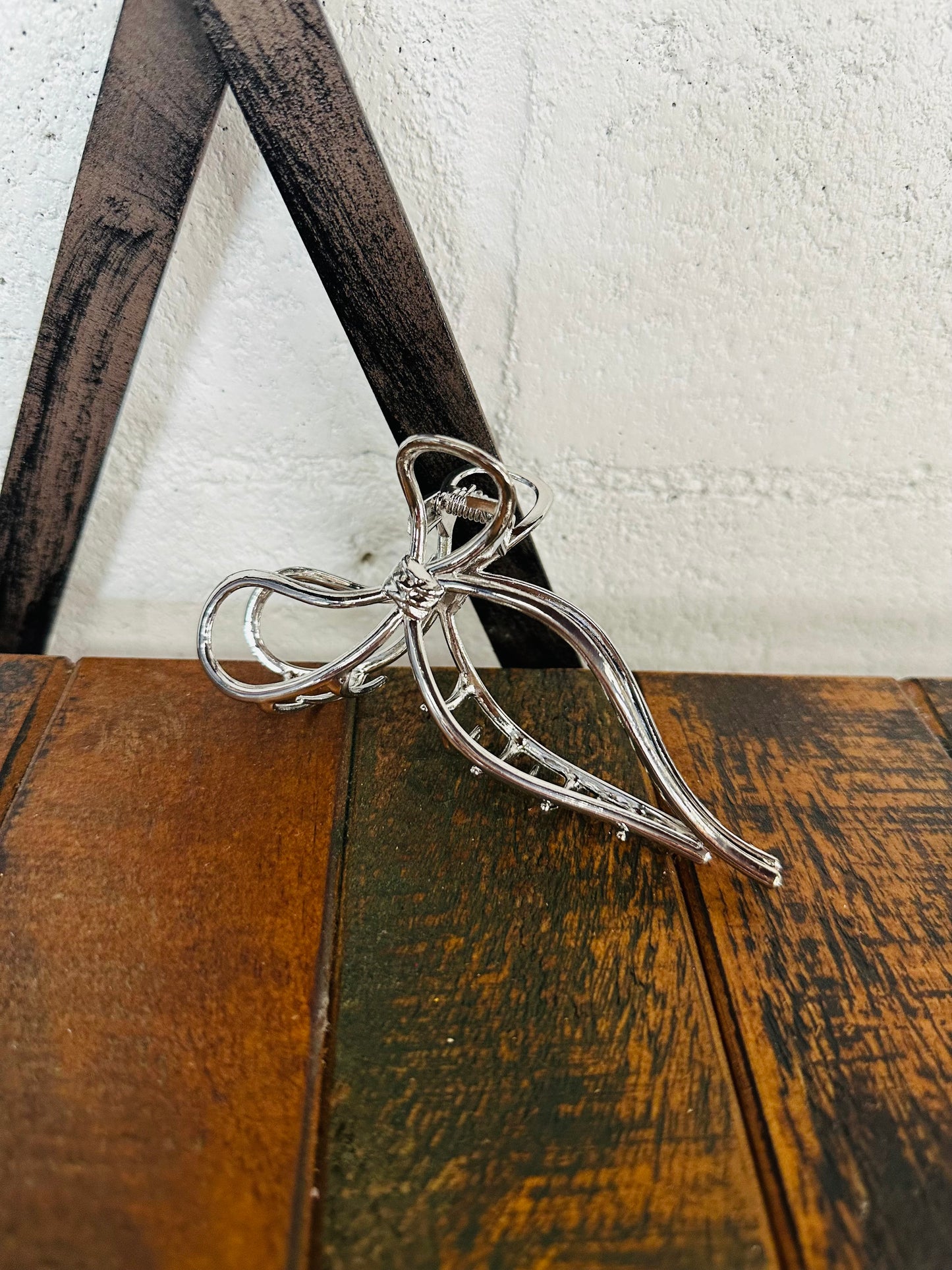 Silver Bow Metal Hair Claw Clip
