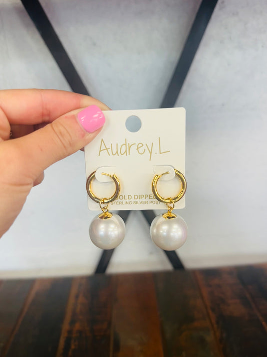 Gold Hoop + Pearl Dangle Earring