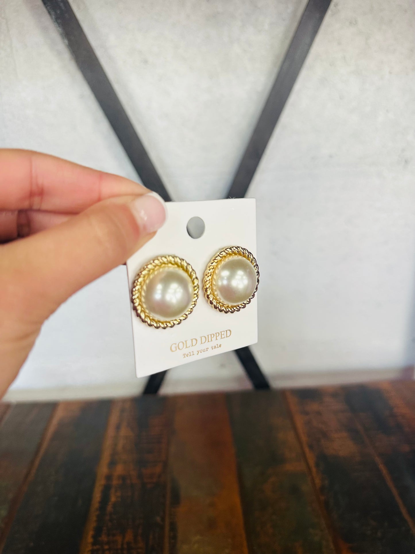 Pearl Dome Gold Twist Brim Earring