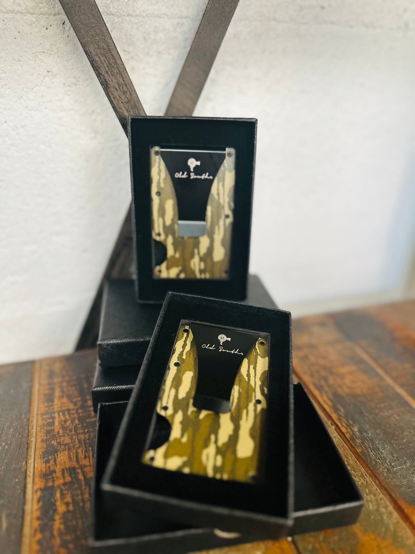 Thicket Camo Grit Aluminum Slim Wallet with Money Clip