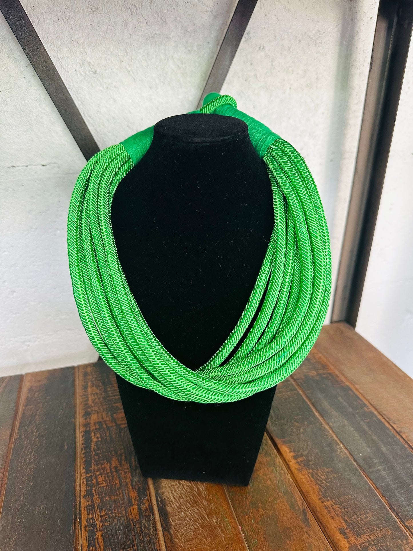8 Strand Necklace - Kelly Green