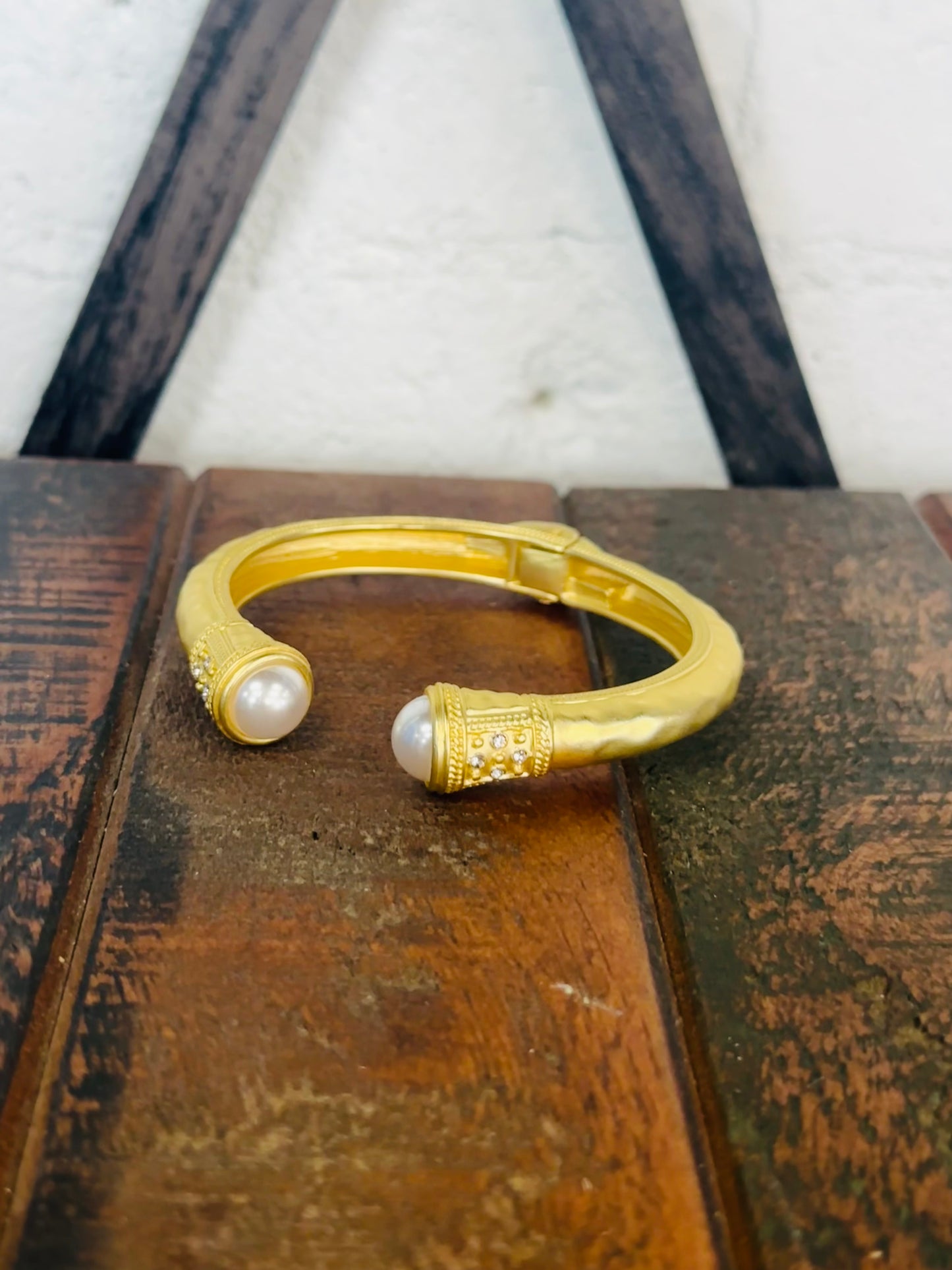 Gold Hammered Pearl Bead End Cuff Bracelet