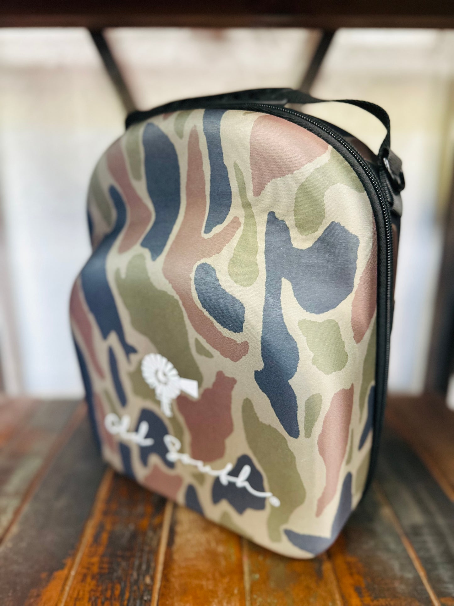 Thicket Camo 6 Hat Travel Case