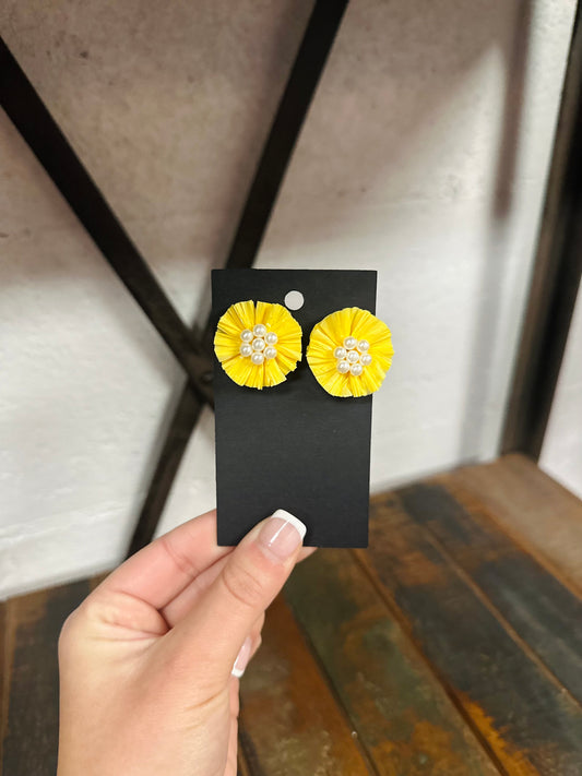 Pearl & Raffia Stud Earrings - Yellow