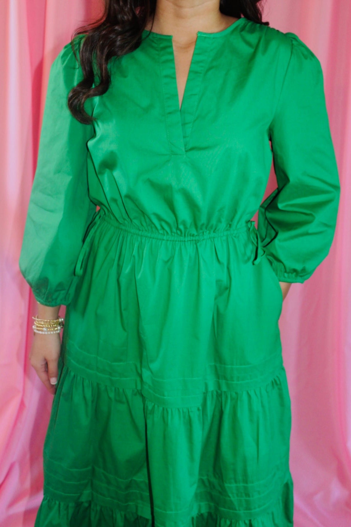 The Jayde Kelly Green Poplin Tiered Midi Dress