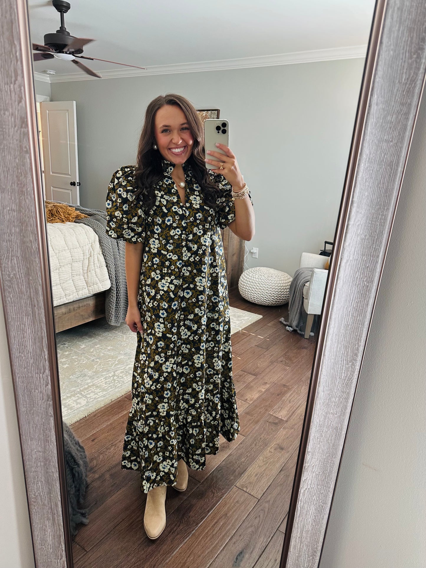 The Mila Navy Floral Maxi Dress