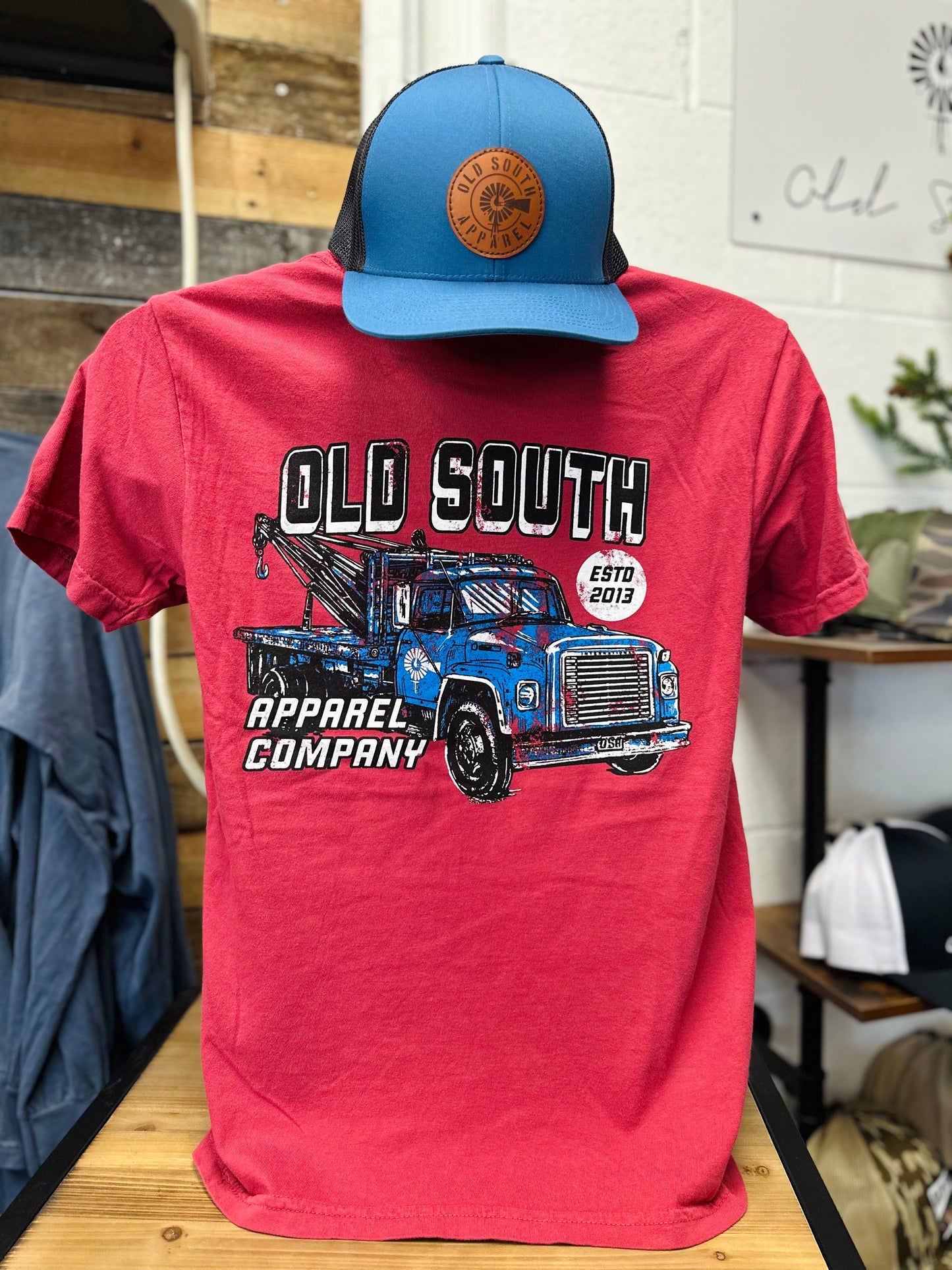 Old School Tow Short Sleeve Tee
