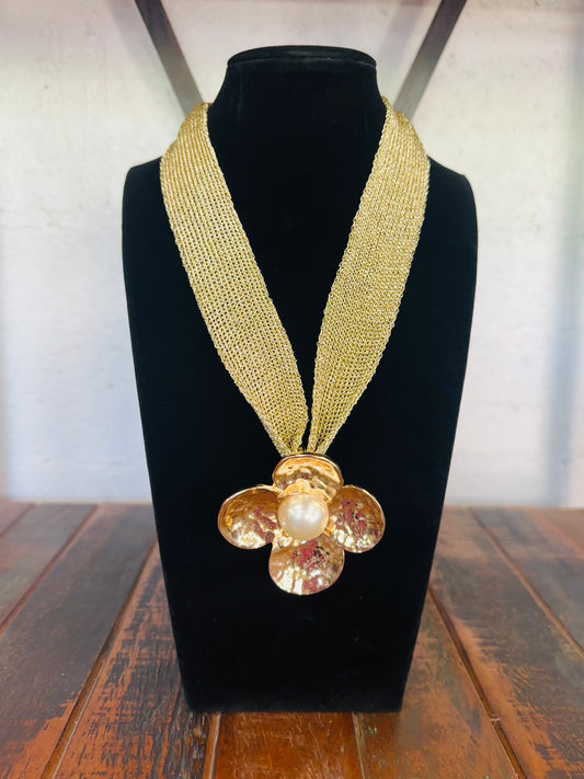 Gold Flower w/ Pearl Mesh Fabric Necklace