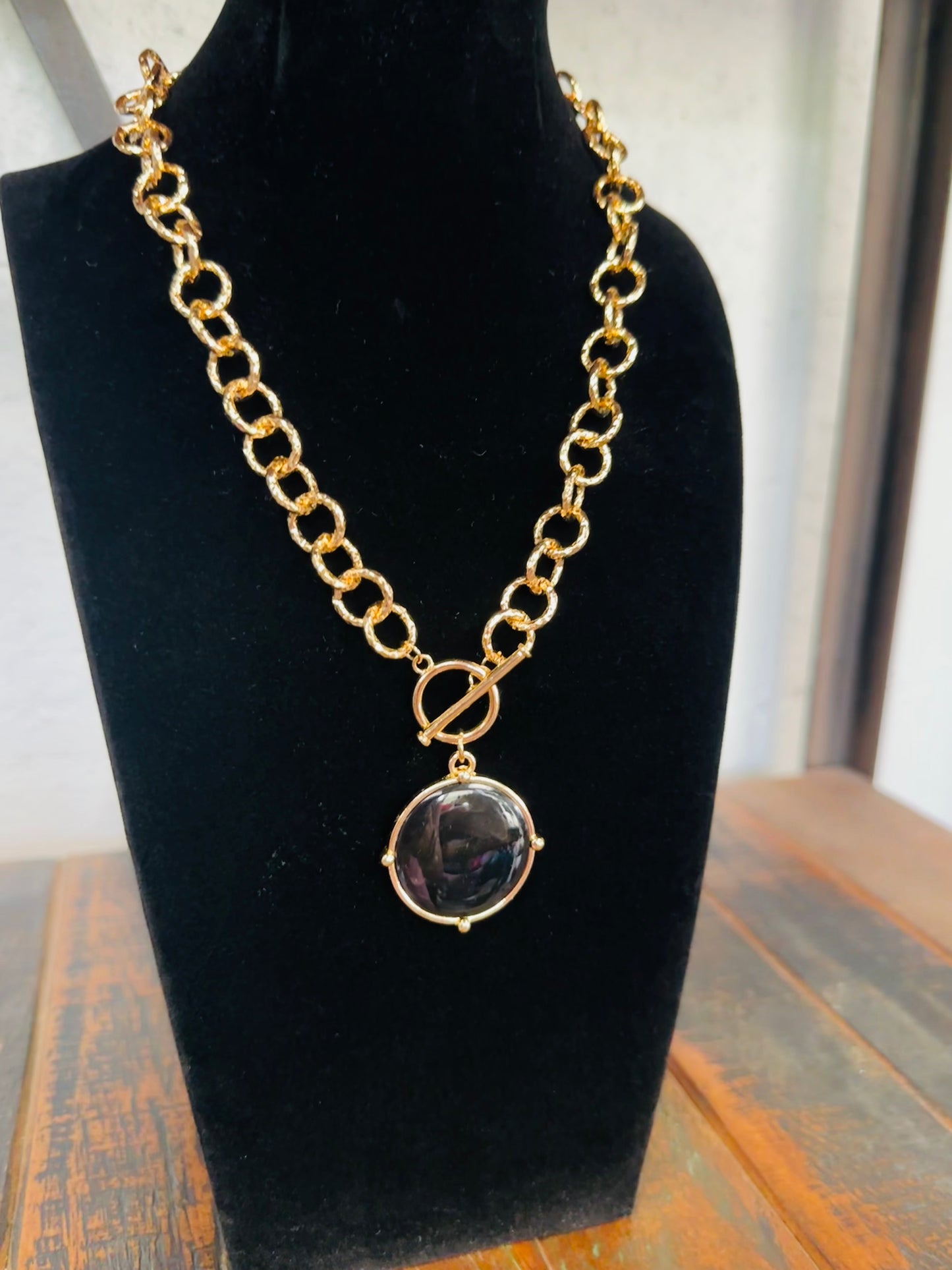Black Round Stone Necklace