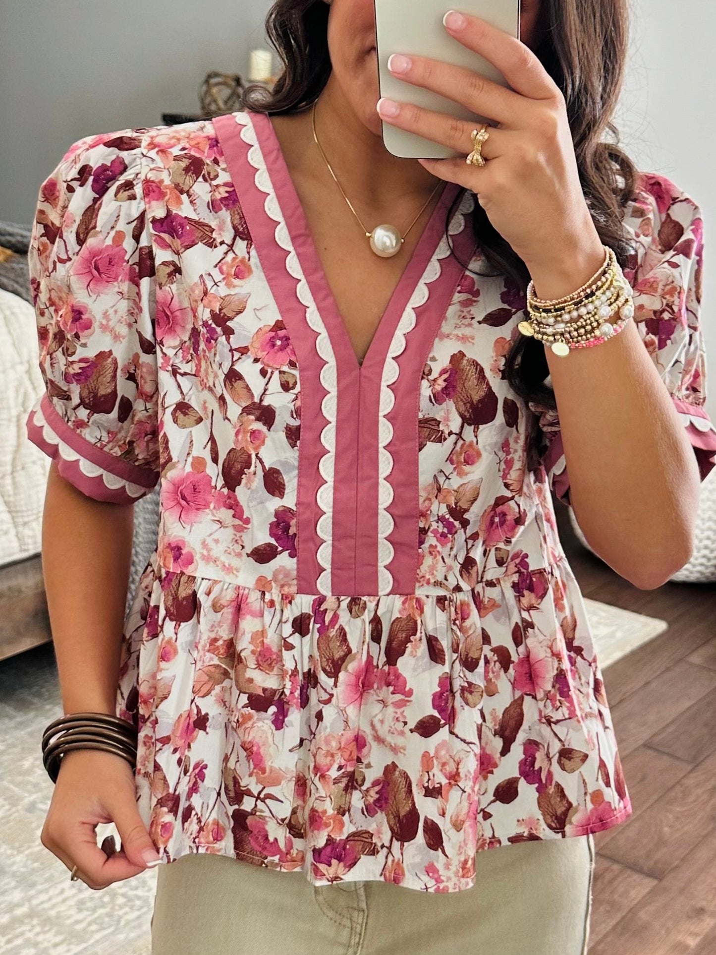 The Mabel Mauve Floral Scallop Trim Top