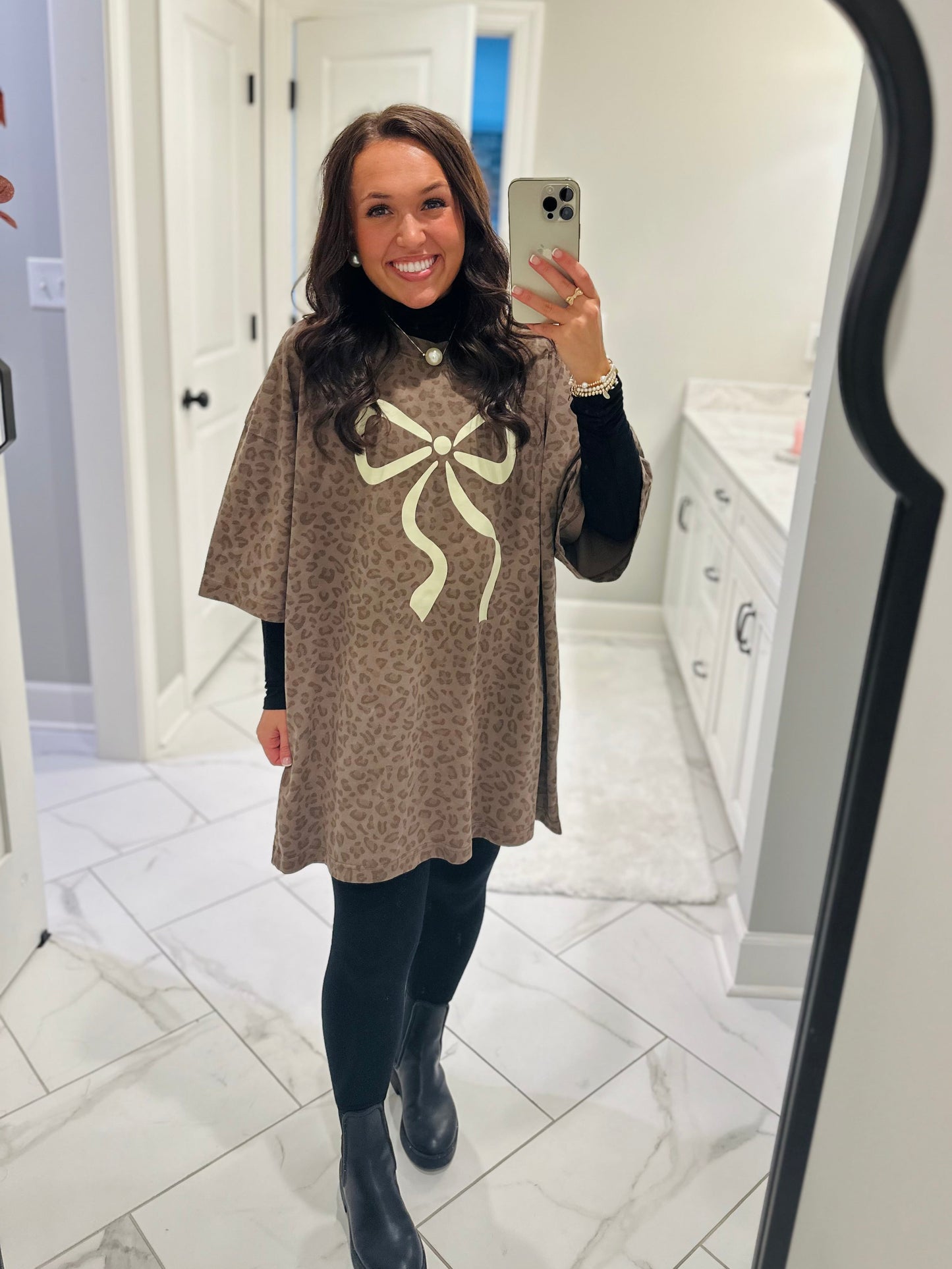 The Zaya Bow & Leopard Oversized Tee