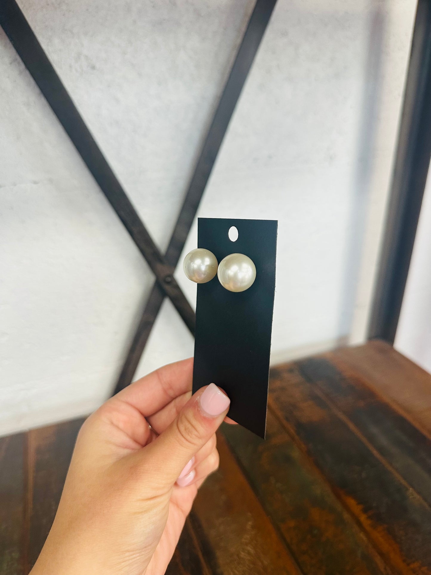 16mm Pearl Stud Earring