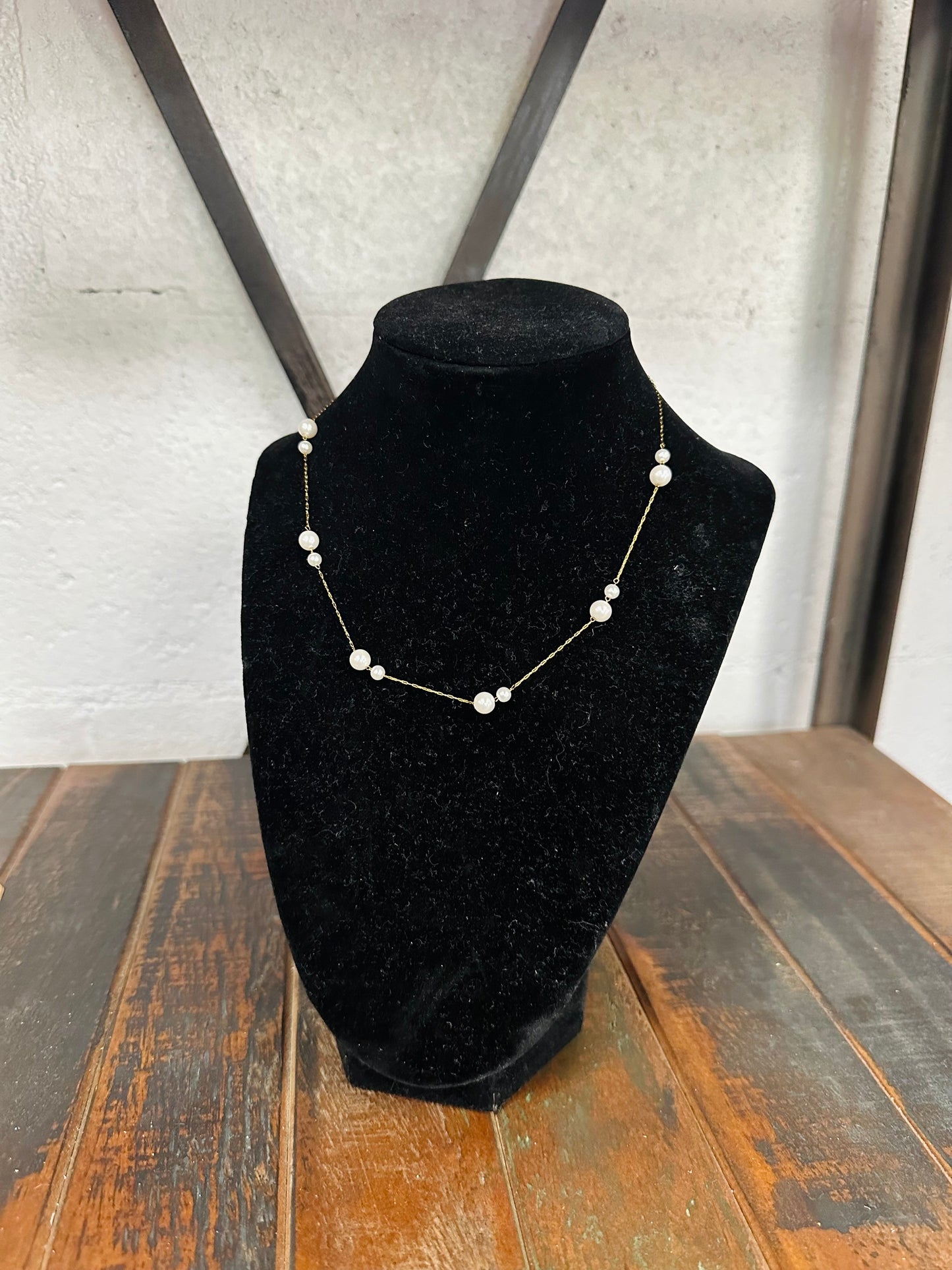 Dainty Pearl Cluster Necklace