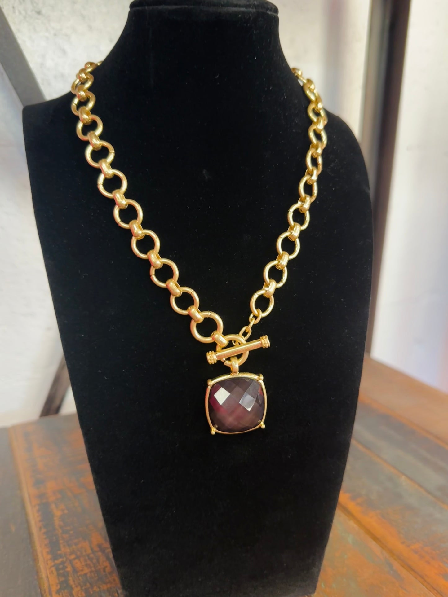 Black Square Stone Pendant Necklace