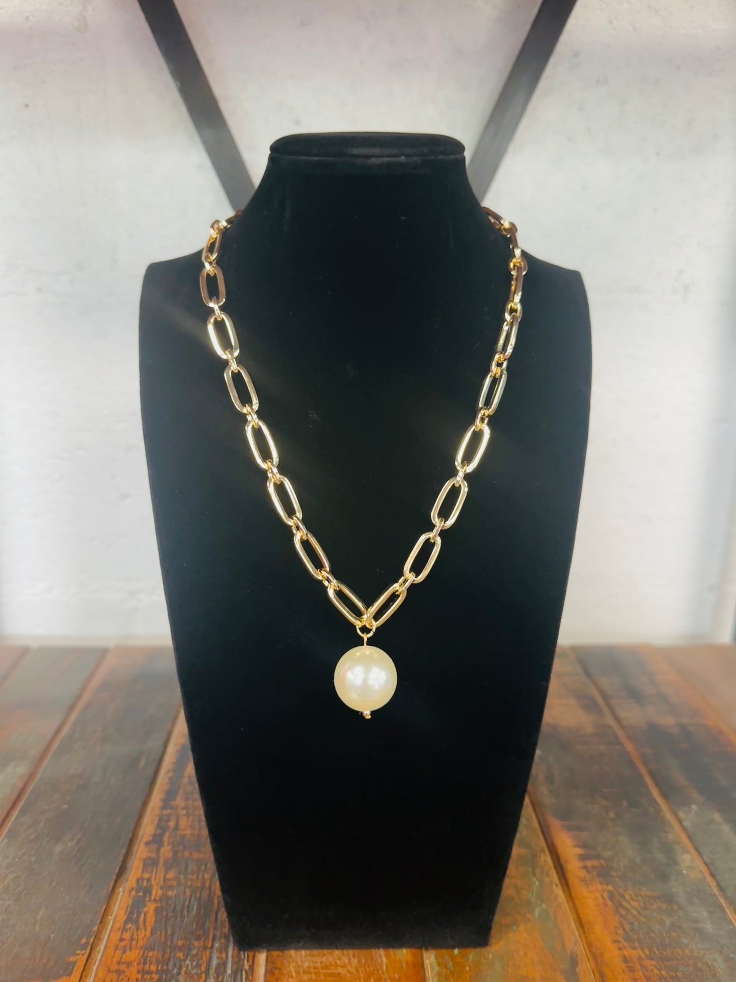 20mm Gold + Pearl Chunky Chain Necklace