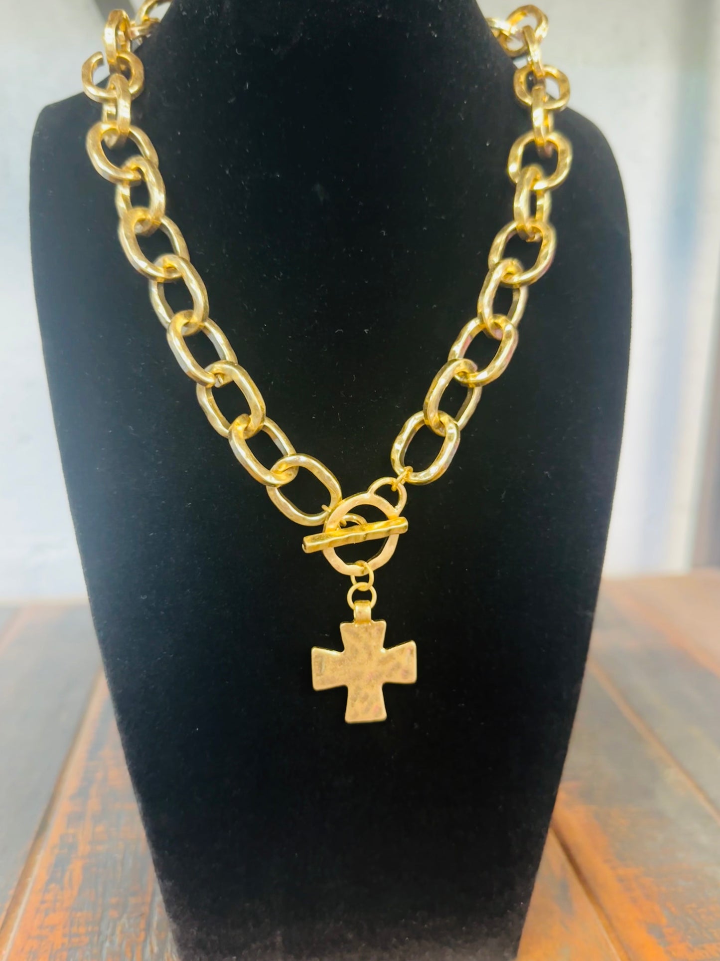 Gold Chunky Chain Hammered Cross Necklace