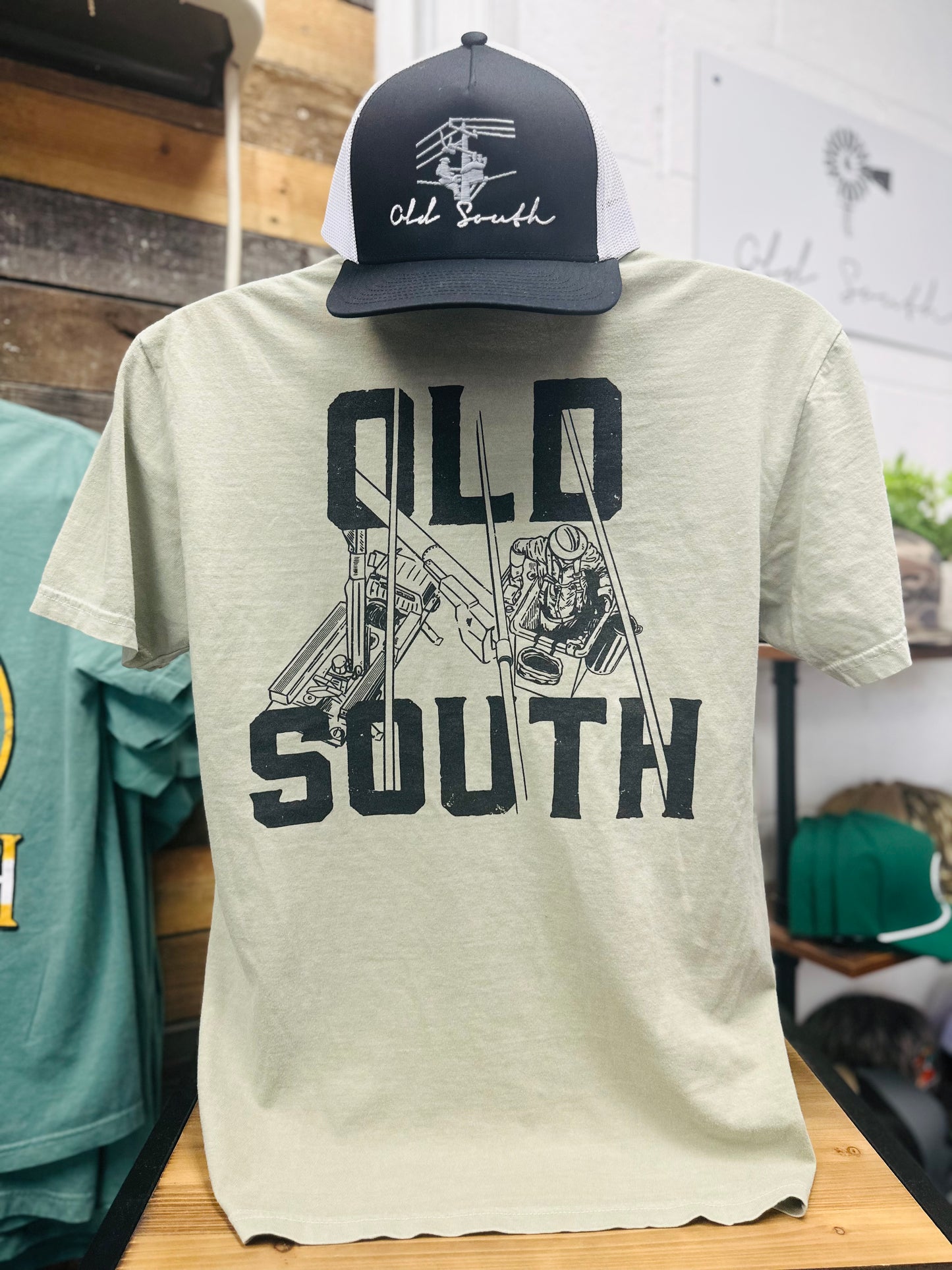 Lineman Bucket Short Sleeve Tee