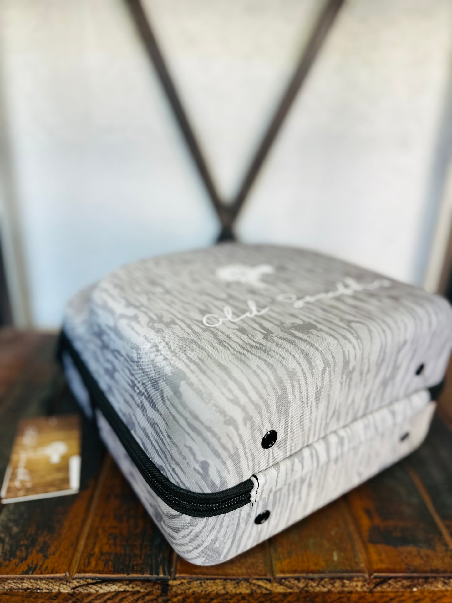 Arctic Camo 6 Hat Travel Case