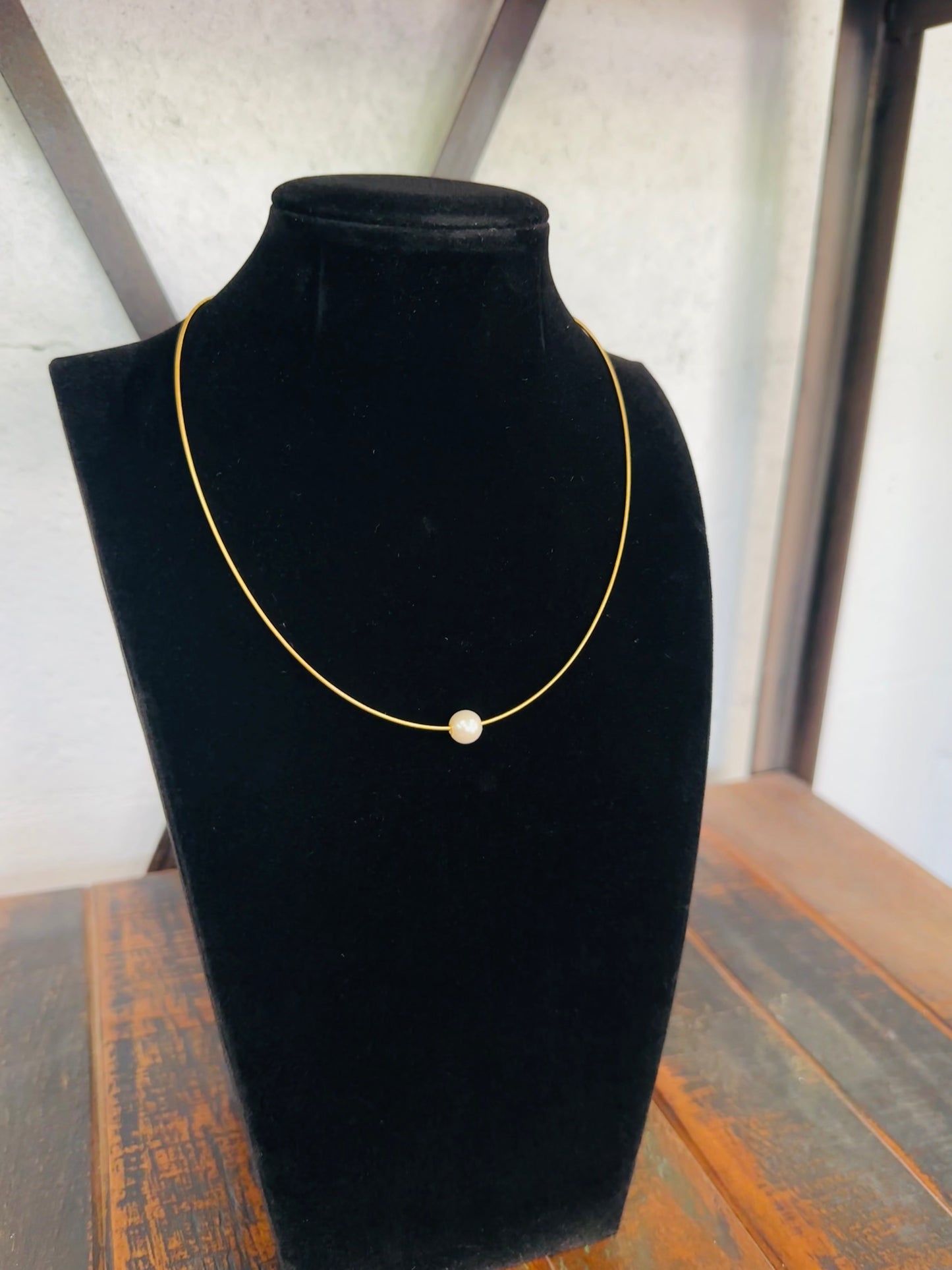 8mm Pearl Statement Pendant Necklace