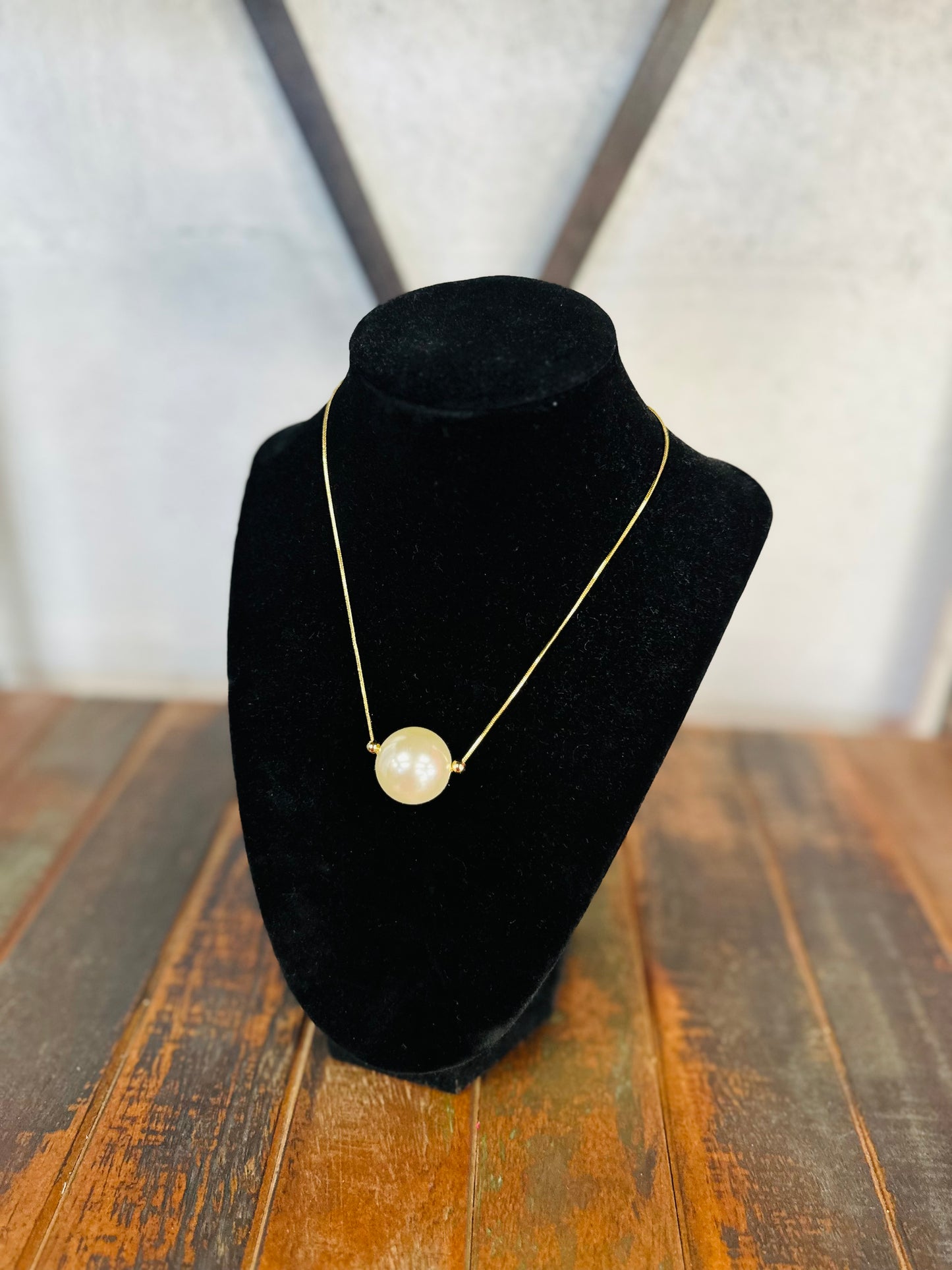 Big Pearl Statement Pendant Necklace
