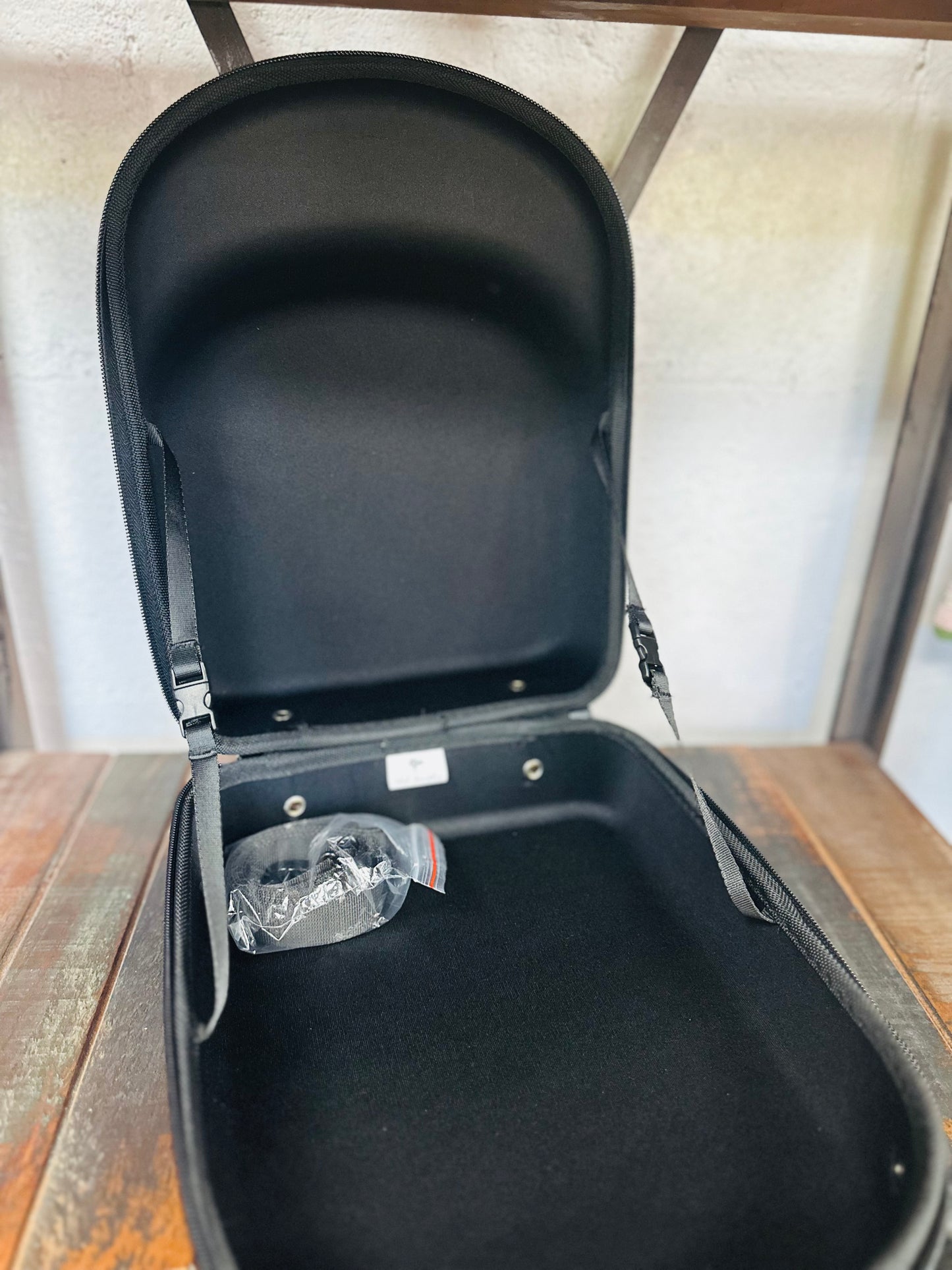 Blackout Camo 6 Hat Travel Case