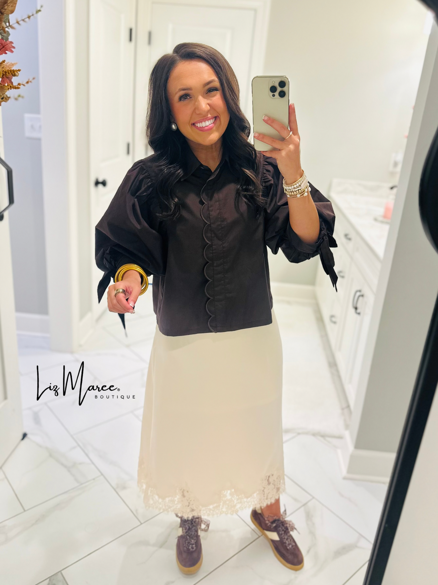 The Bruna Brown Scallop Trim Top