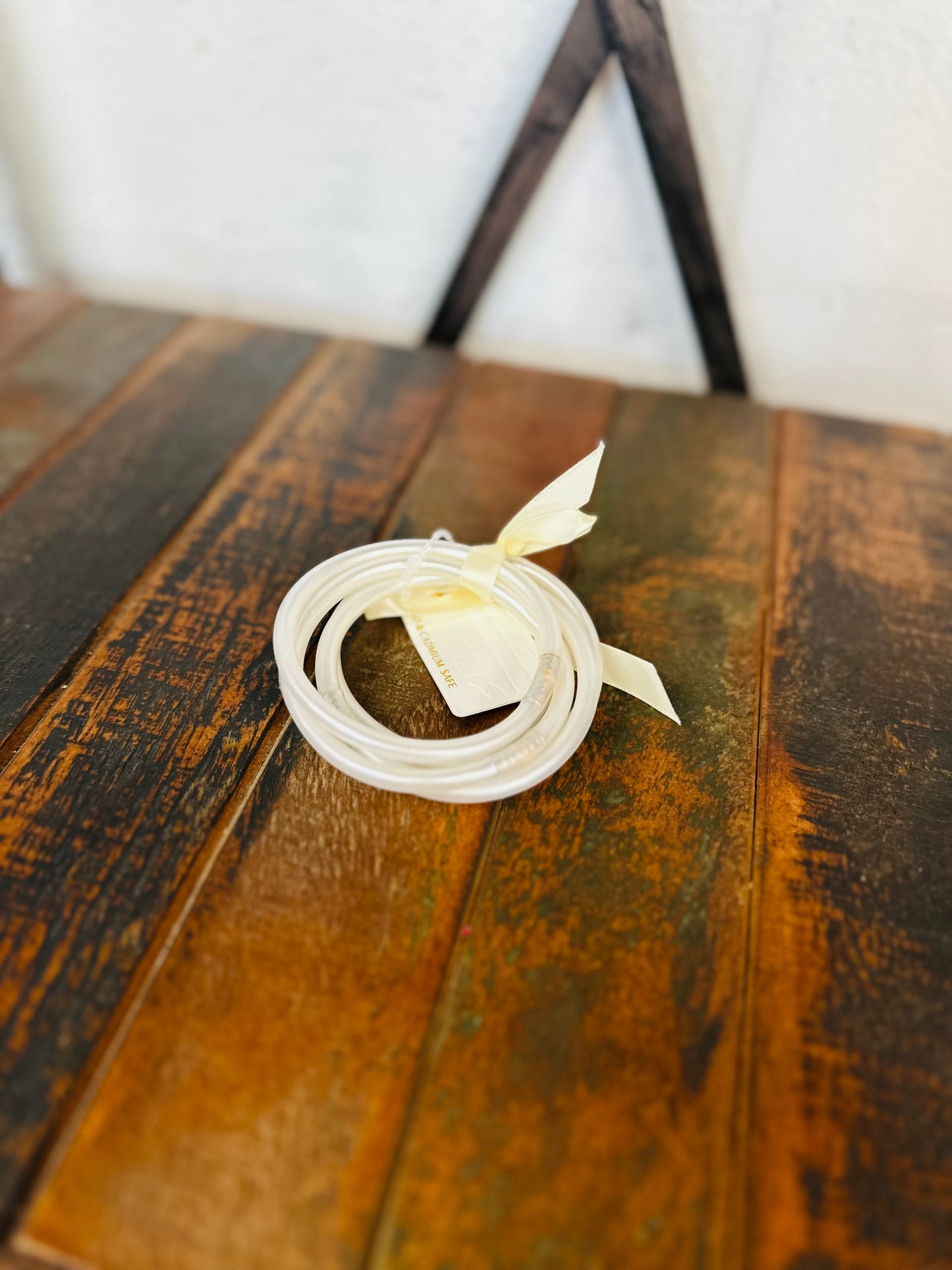 White Shimmer Jelly Bangle Set