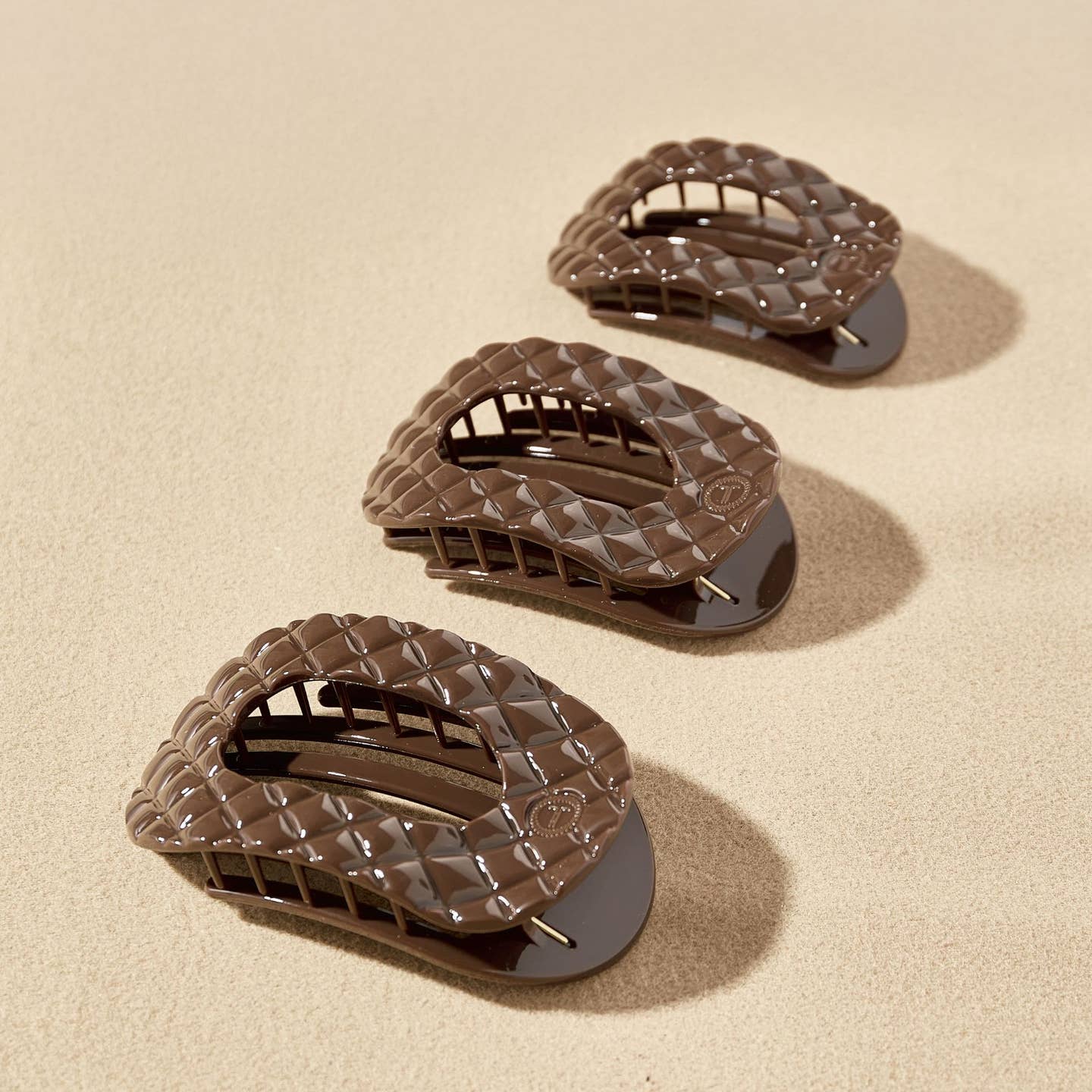 Truly Taupe Quilted Round Flat Hair Clip