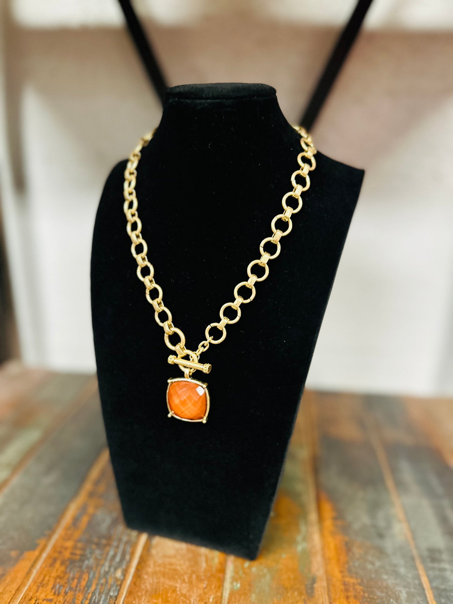 Brown Square Stone Pendant Necklace
