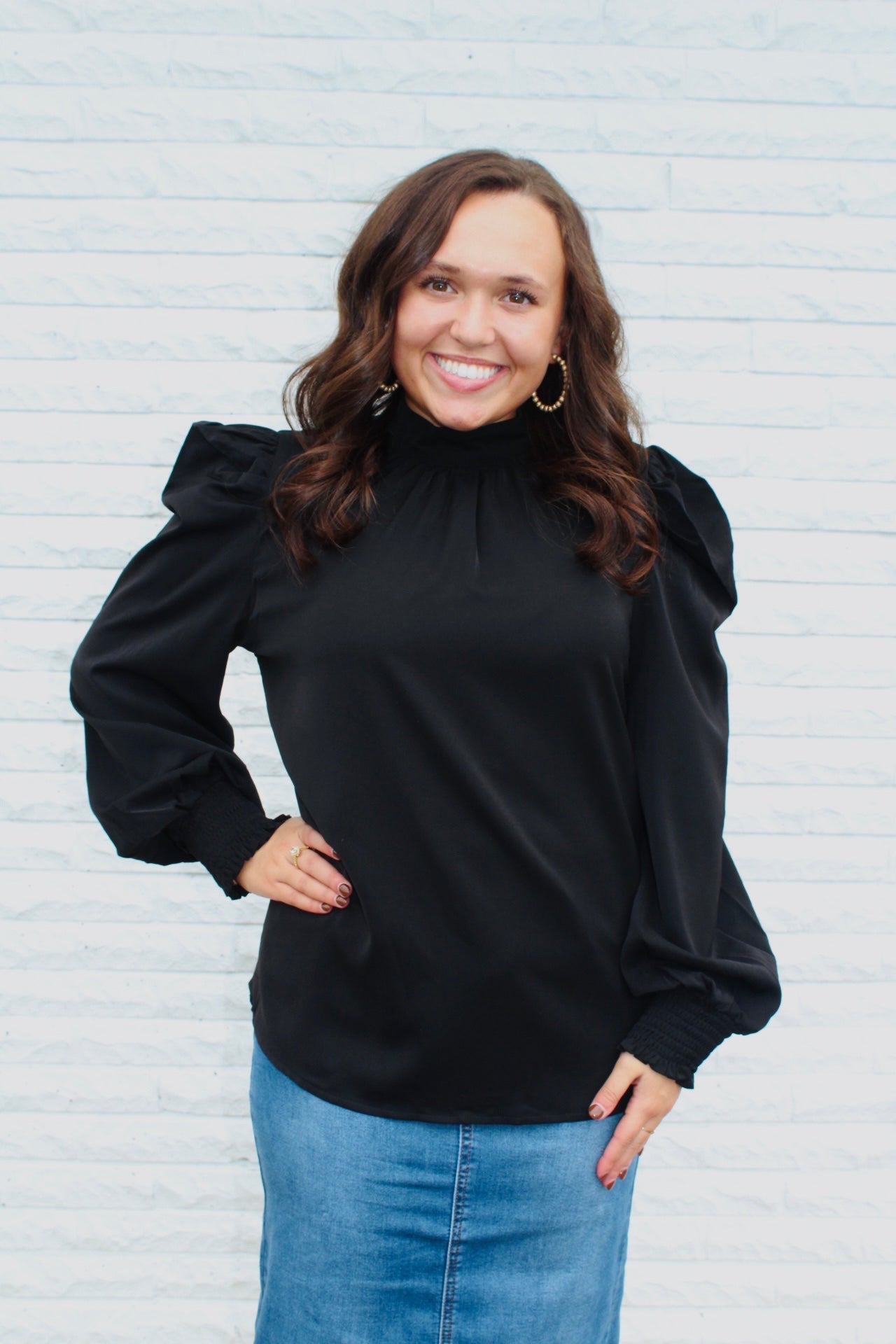 Black Puff Shoulder Top