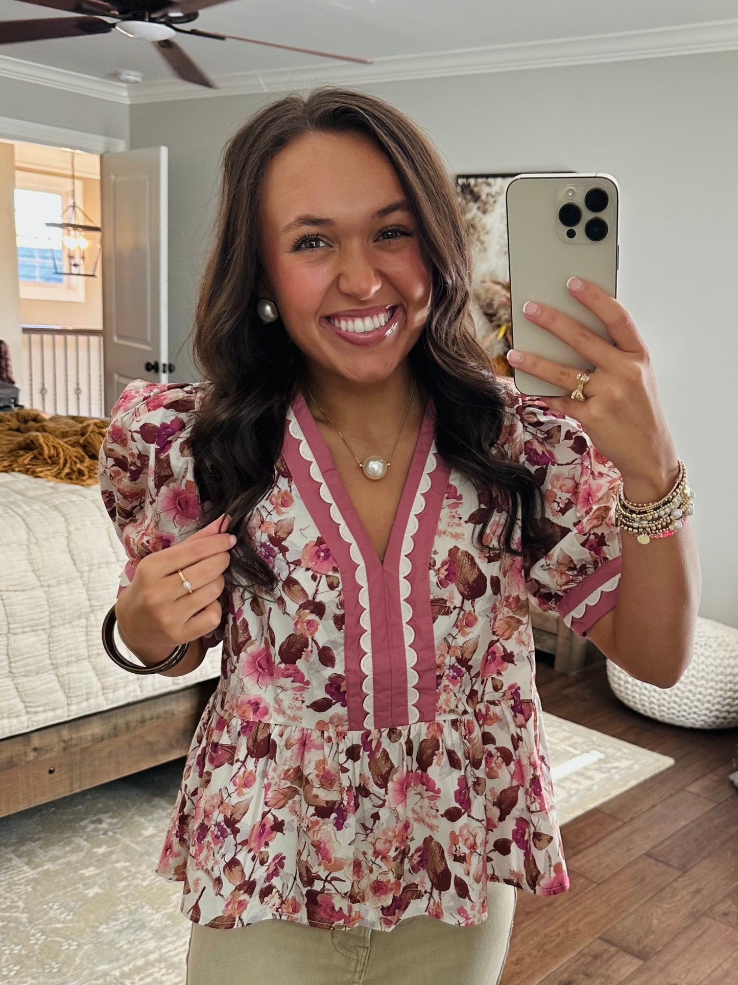 The Mabel Mauve Floral Scallop Trim Top