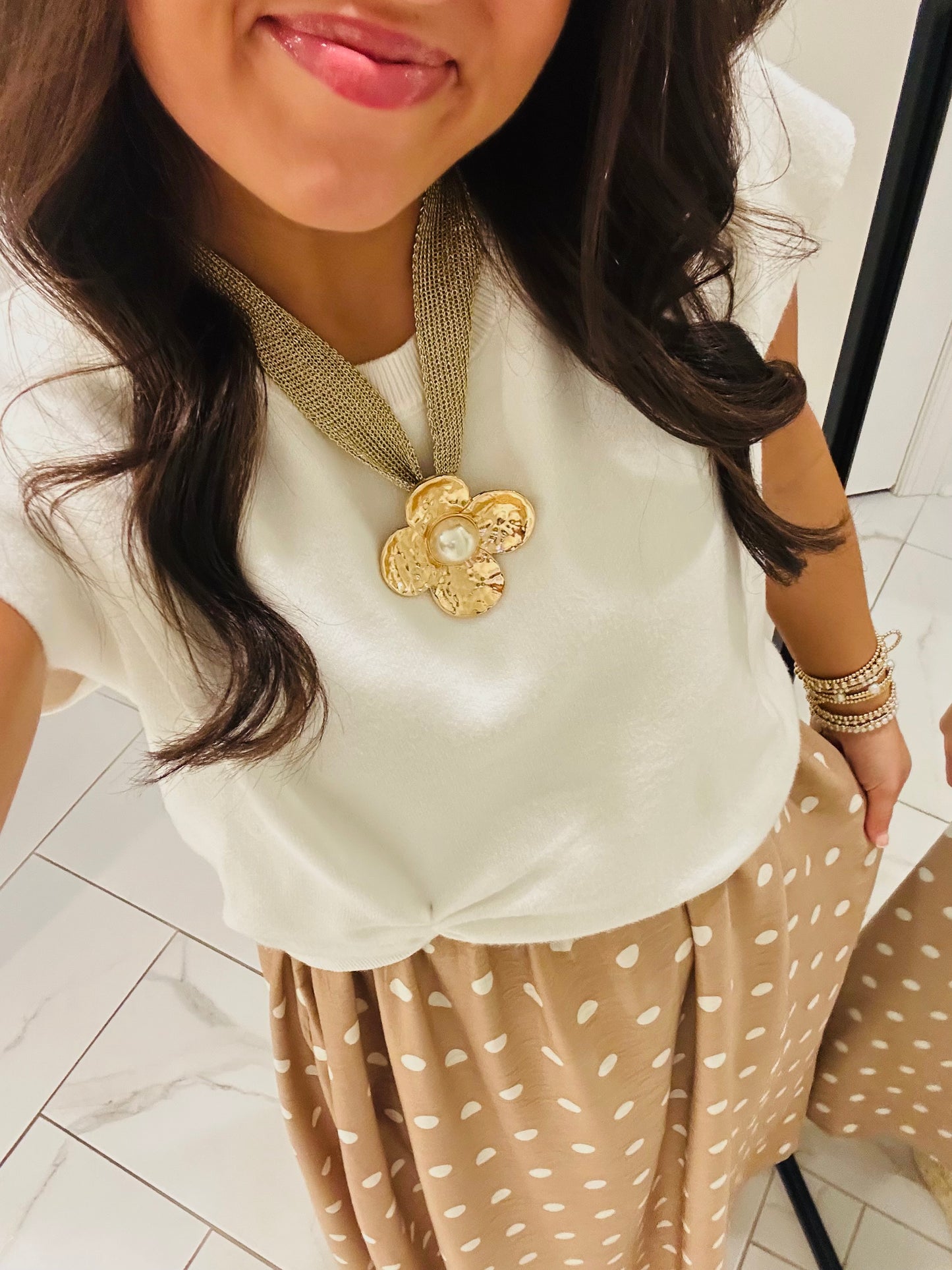 Gold Flower w/ Pearl Mesh Fabric Necklace
