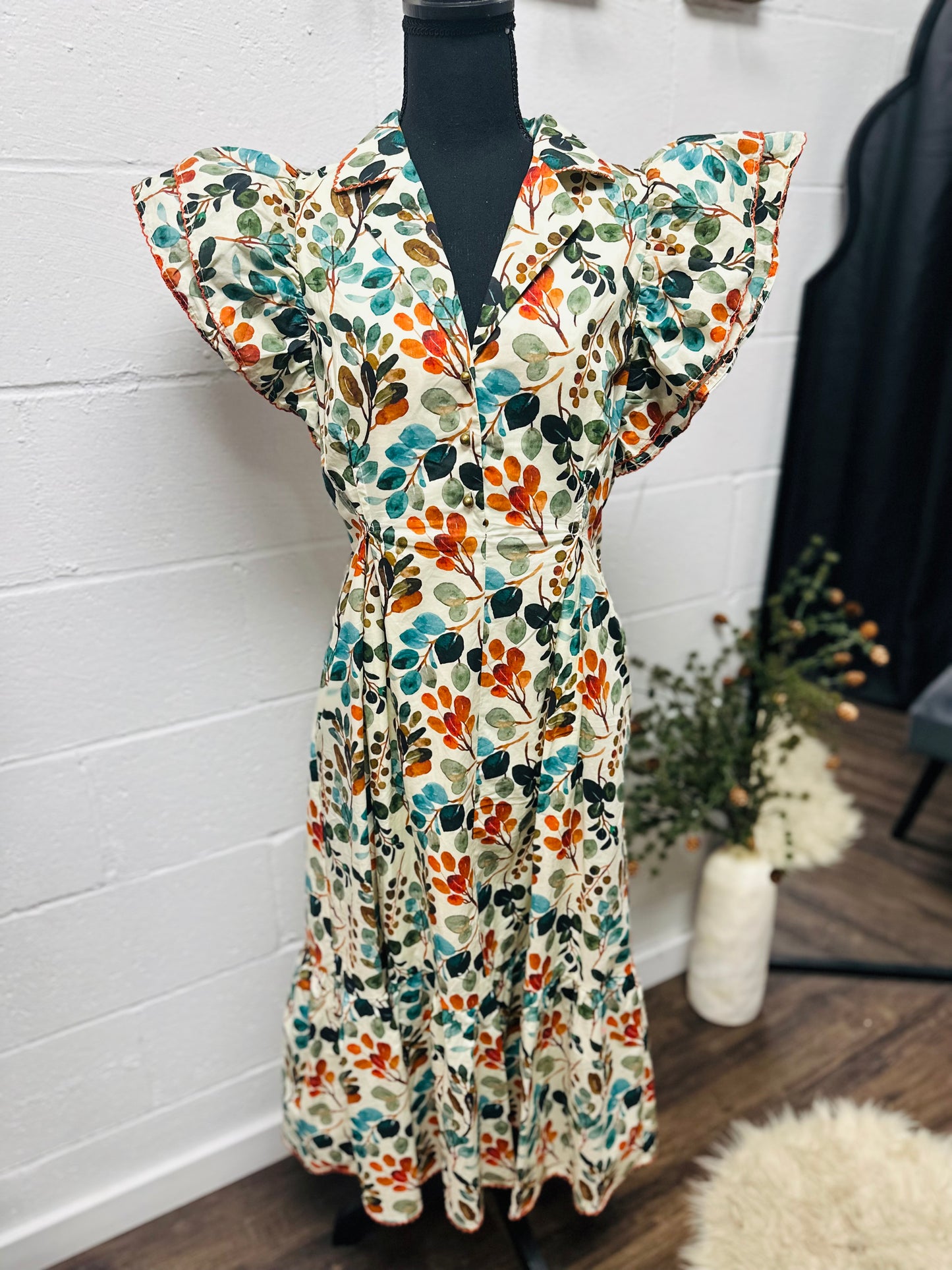 The Susanna Ecru Floral Midi Dress