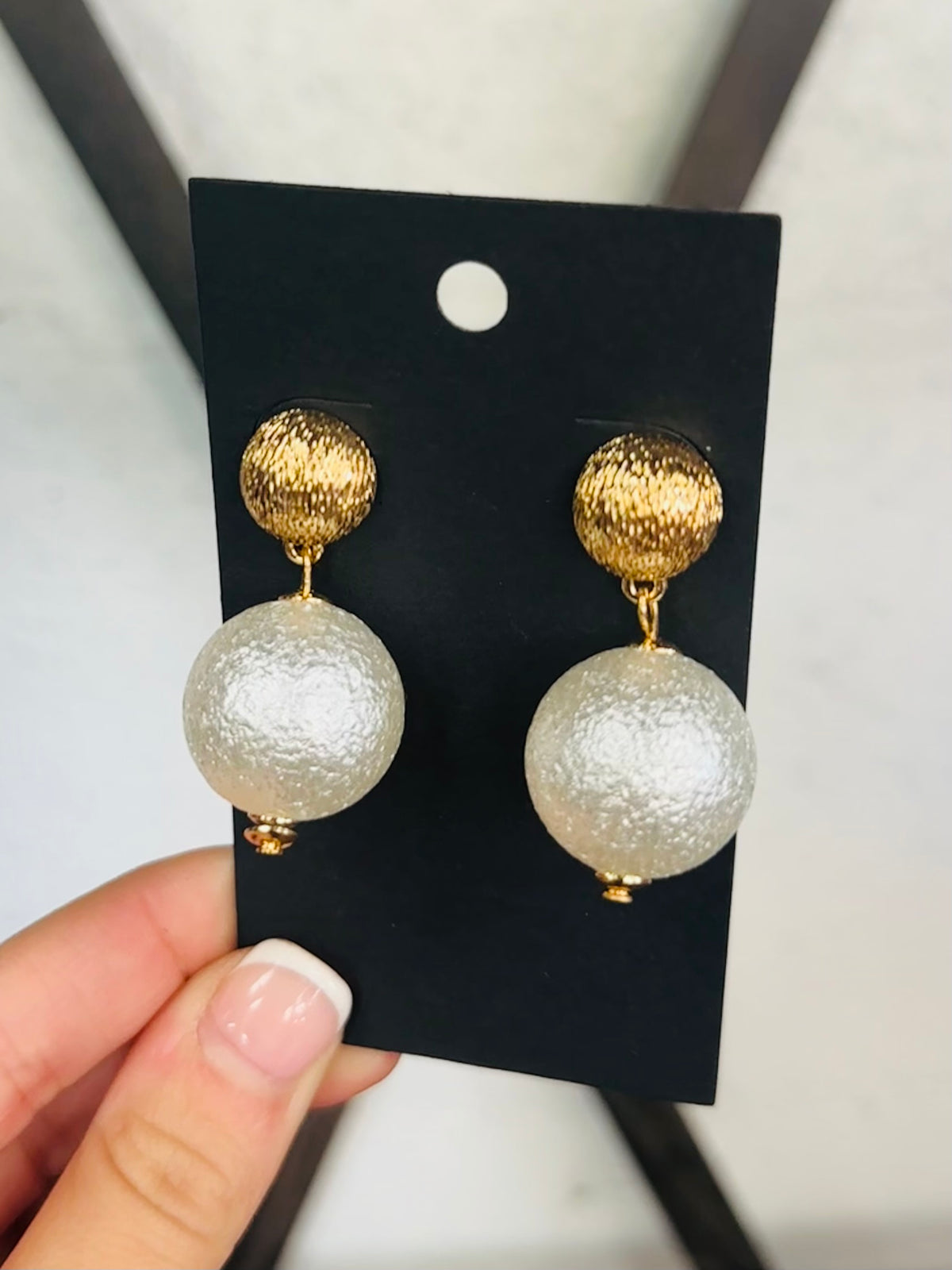 Elegant Pearl Dangle Earring