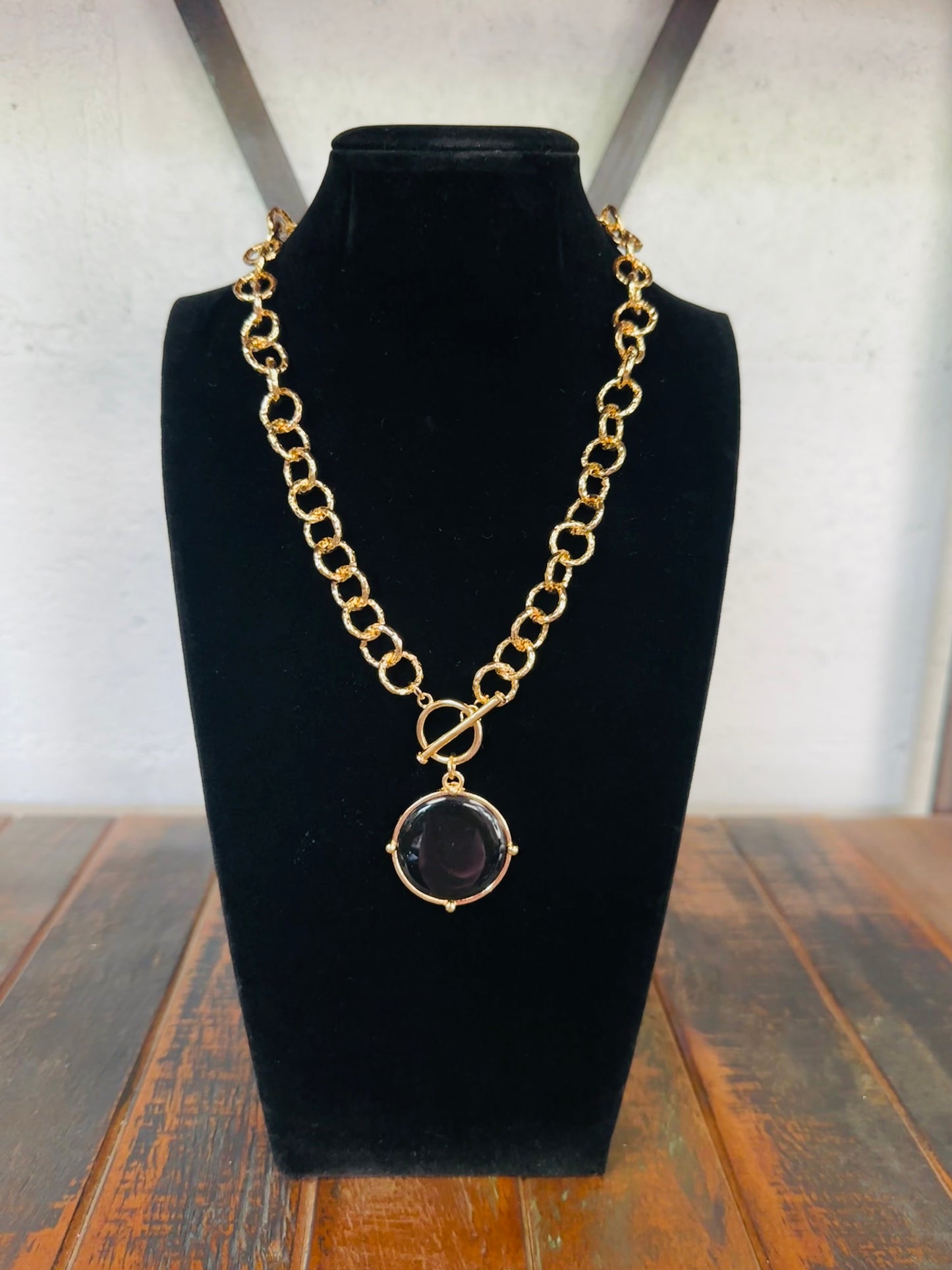 Black Round Stone Necklace