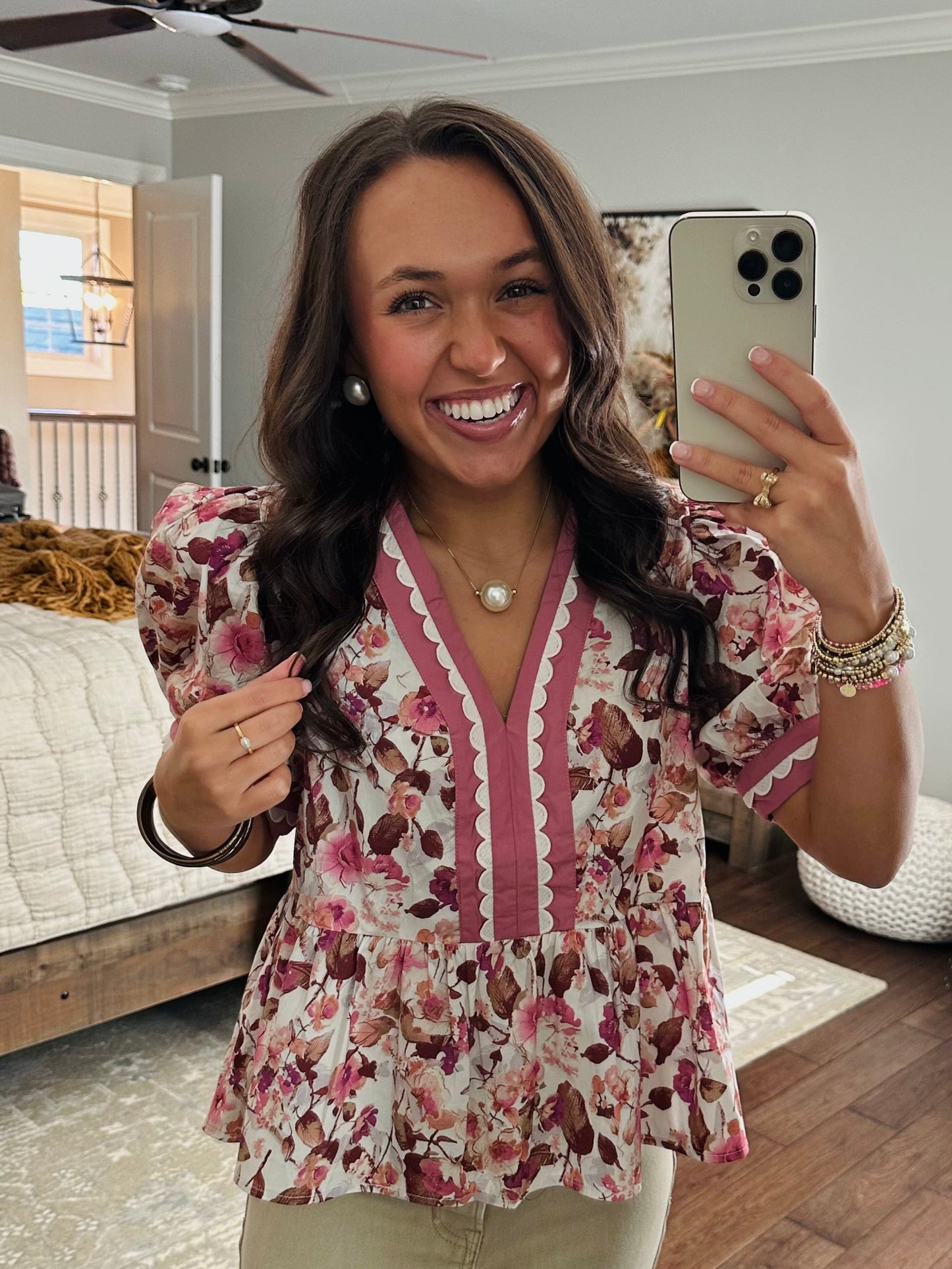 The Mabel Mauve Floral Scallop Trim Top