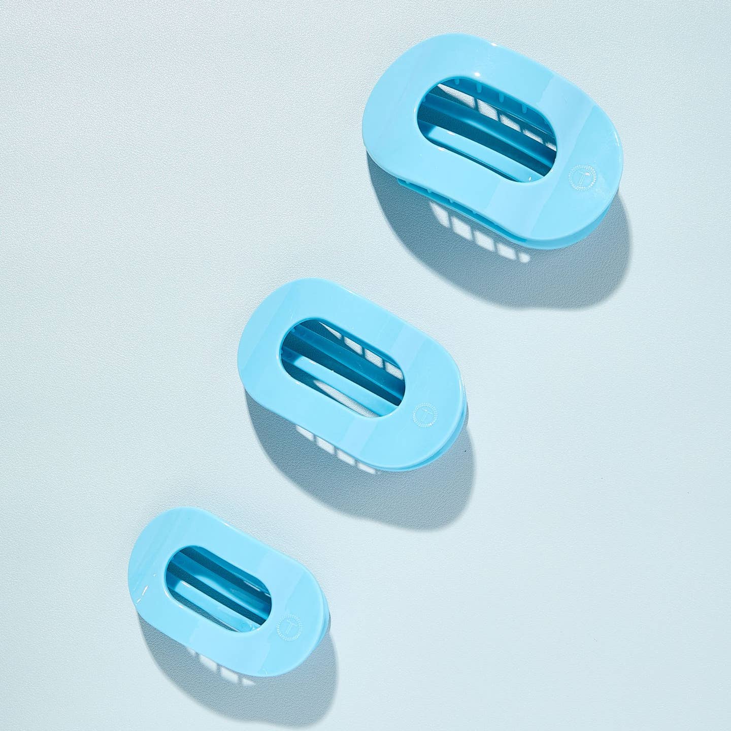 Summer Sky Blue Round Flat Hair Clip
