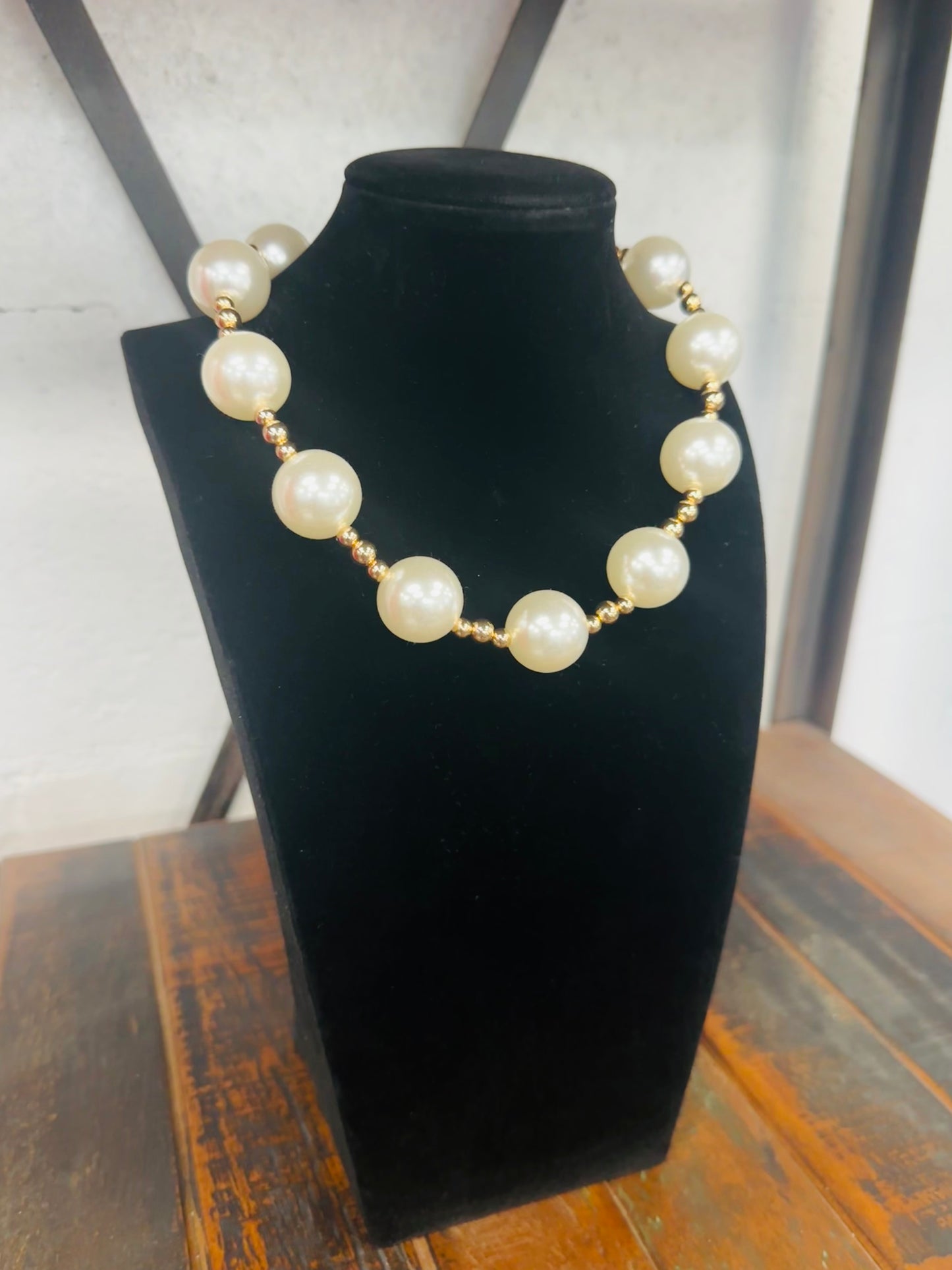20mm Cream + Gold Pearl Ball Bead Necklace
