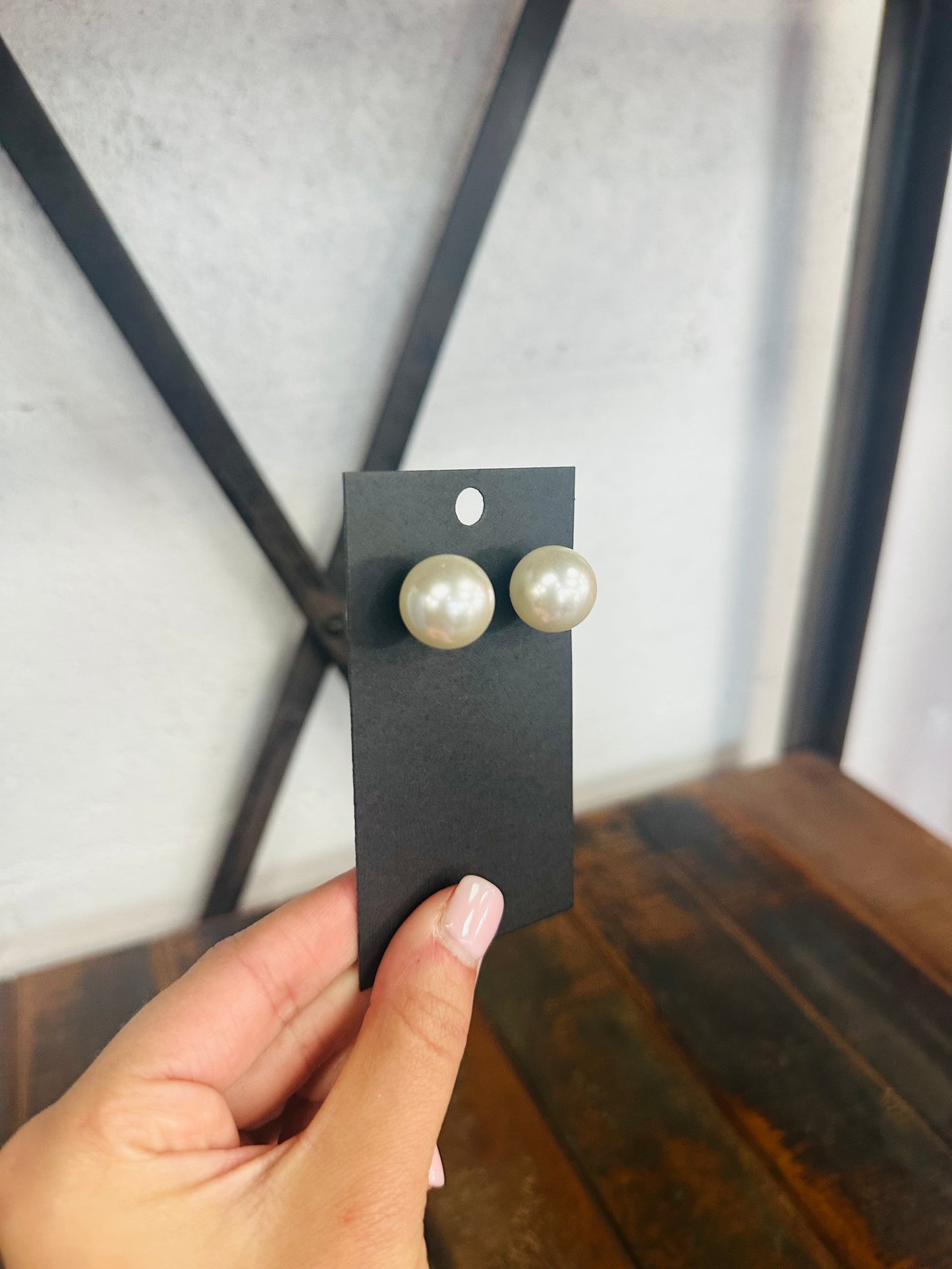 16mm Pearl Stud Earring