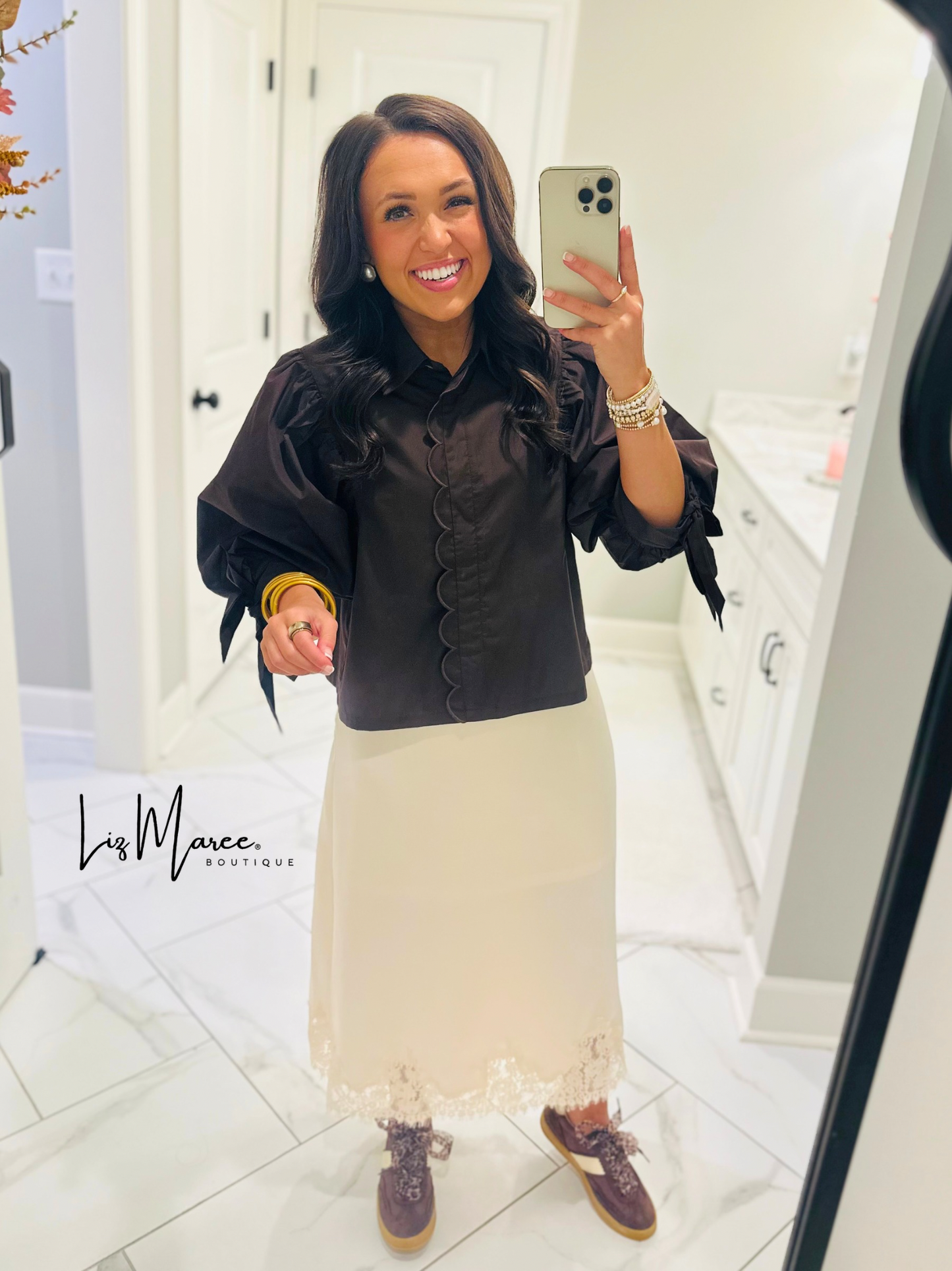 The Bruna Brown Scallop Trim Top