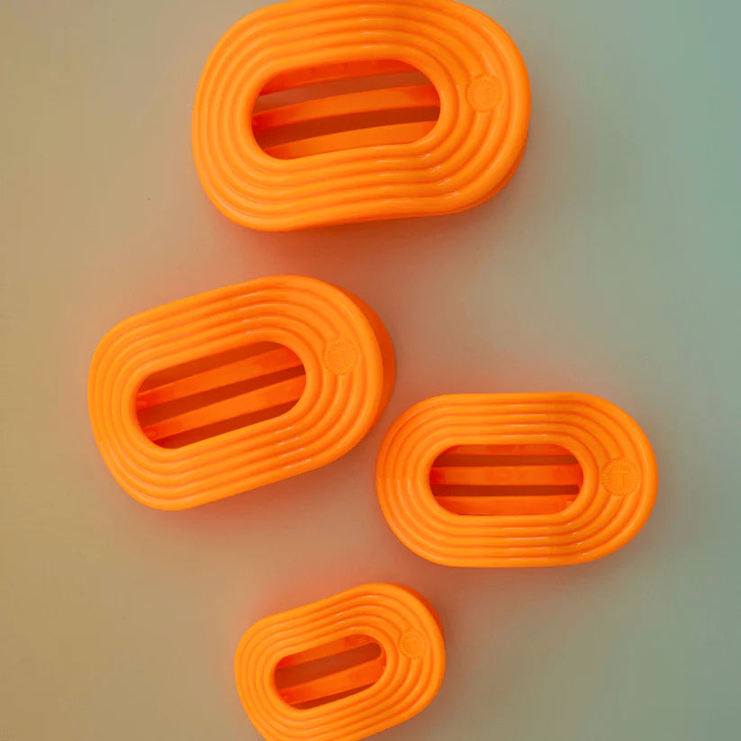 Day Rave Flat Round Hair Clip